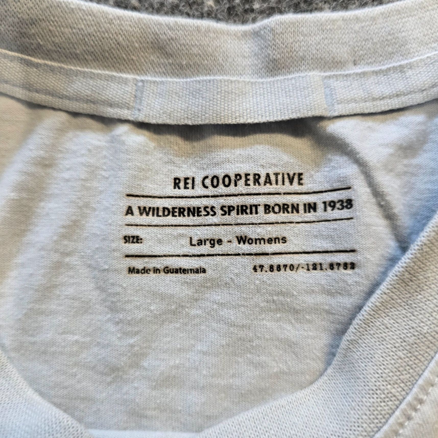 Vintage REI CO Op Top Womens Large Blue Mountain Sunset Crew Neck Casual Outdoors T-Shirt Regular Short Sleeve Polyester Blended Fabric Size L / US 10 / IT 46 - 4 Thumbnail