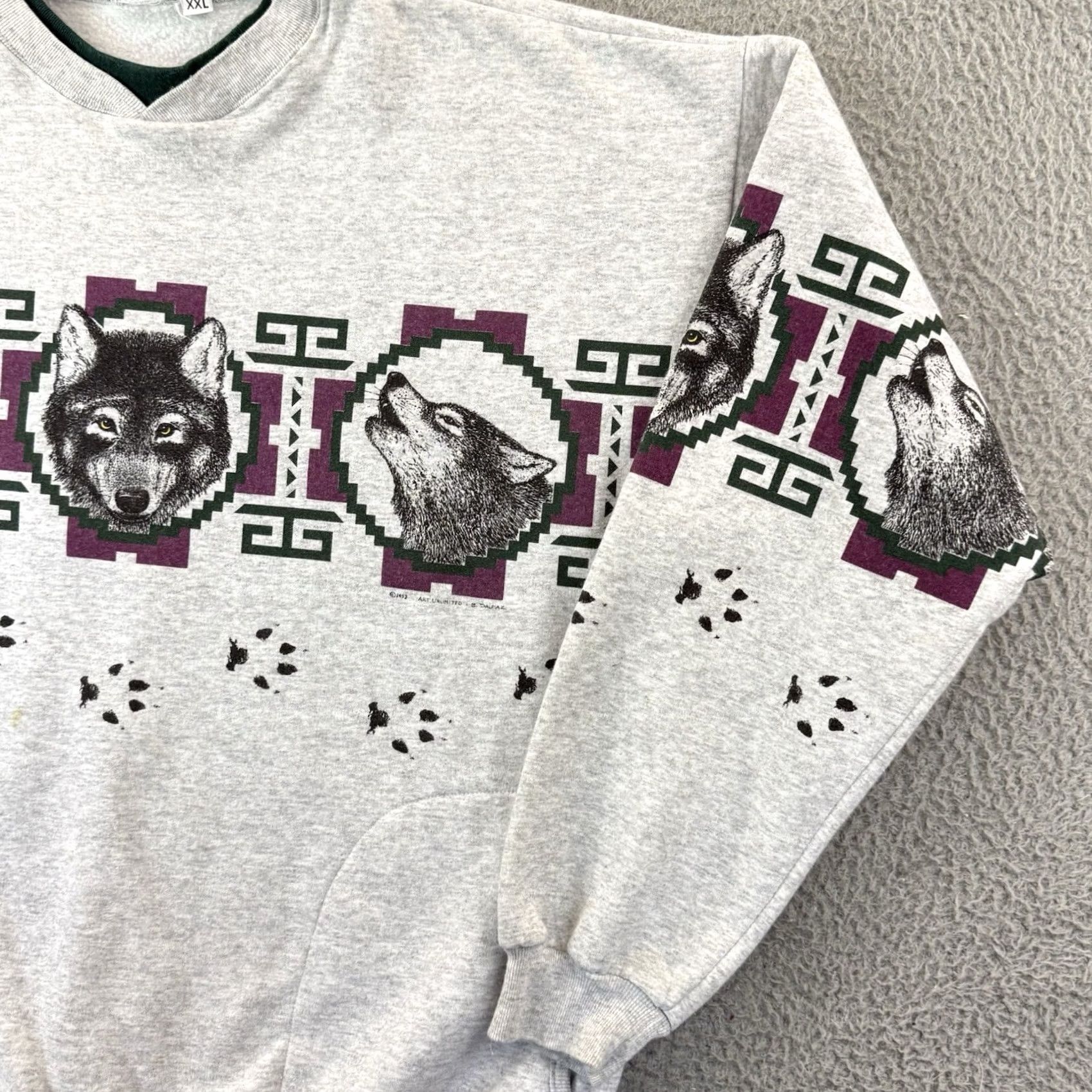 Vintage VINTAGE Art Unlimited Sweatshirt Men’s 2XL Gray Aztec Wolves 90s Long Sleeve USA Size US XXL / EU 58 / 5 - 5 Thumbnail