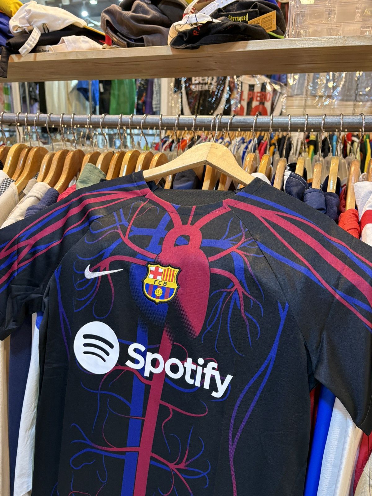 Nike 2020 Nike X Patta X FC Barcelona Training Kit Size US M / EU 48-50 / 2 - 2 Thumbnail