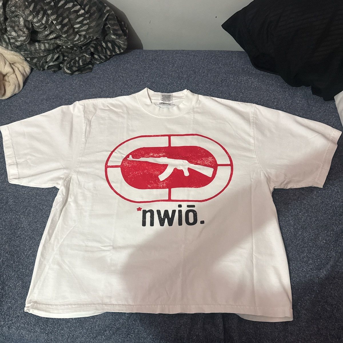Other New world in order tee with distressed Ak graphic Size US M / EU 48-50 / 2 - 1 Thumbnail
