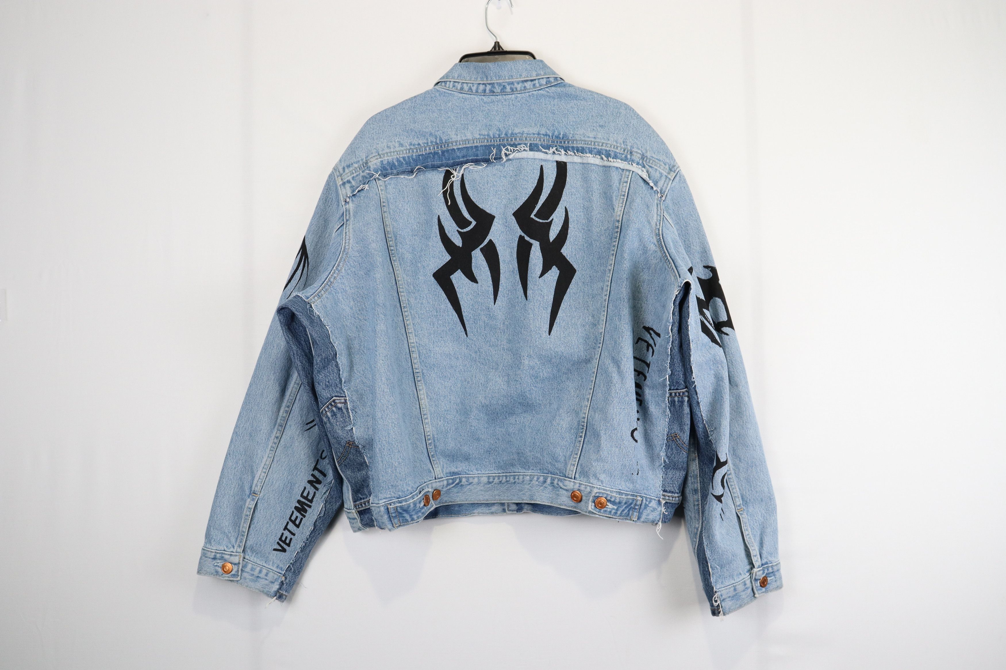 image of Vetements O1Rshd Tribal Logo Denim Jacket In Blue/black, Men's (Size XS)