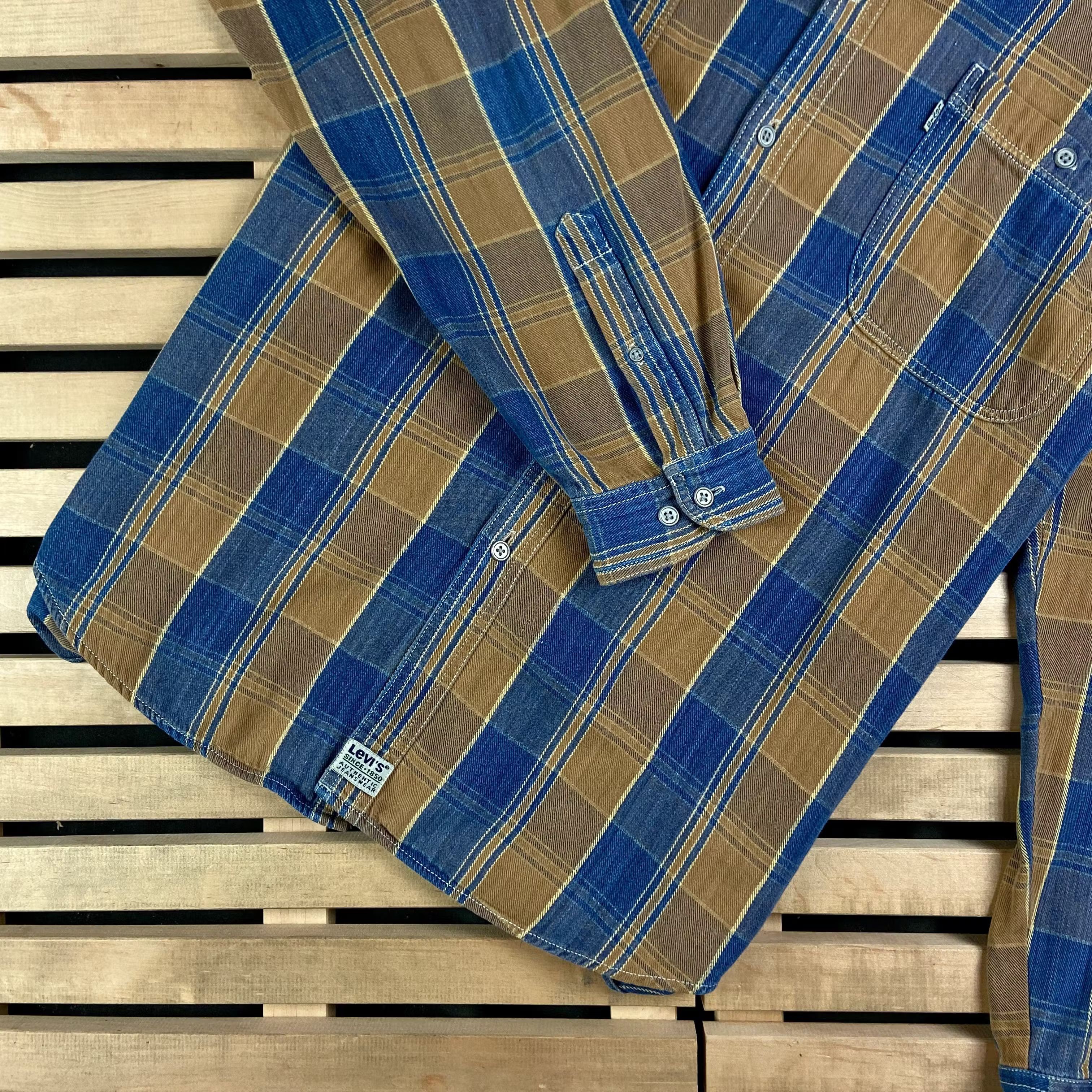 Levi's × Levi's Vintage Clothing × Vintage Mens Shirt Long Sleeve Levis Vintage Size L Size US L / EU 52-54 / 3 - 3 Thumbnail