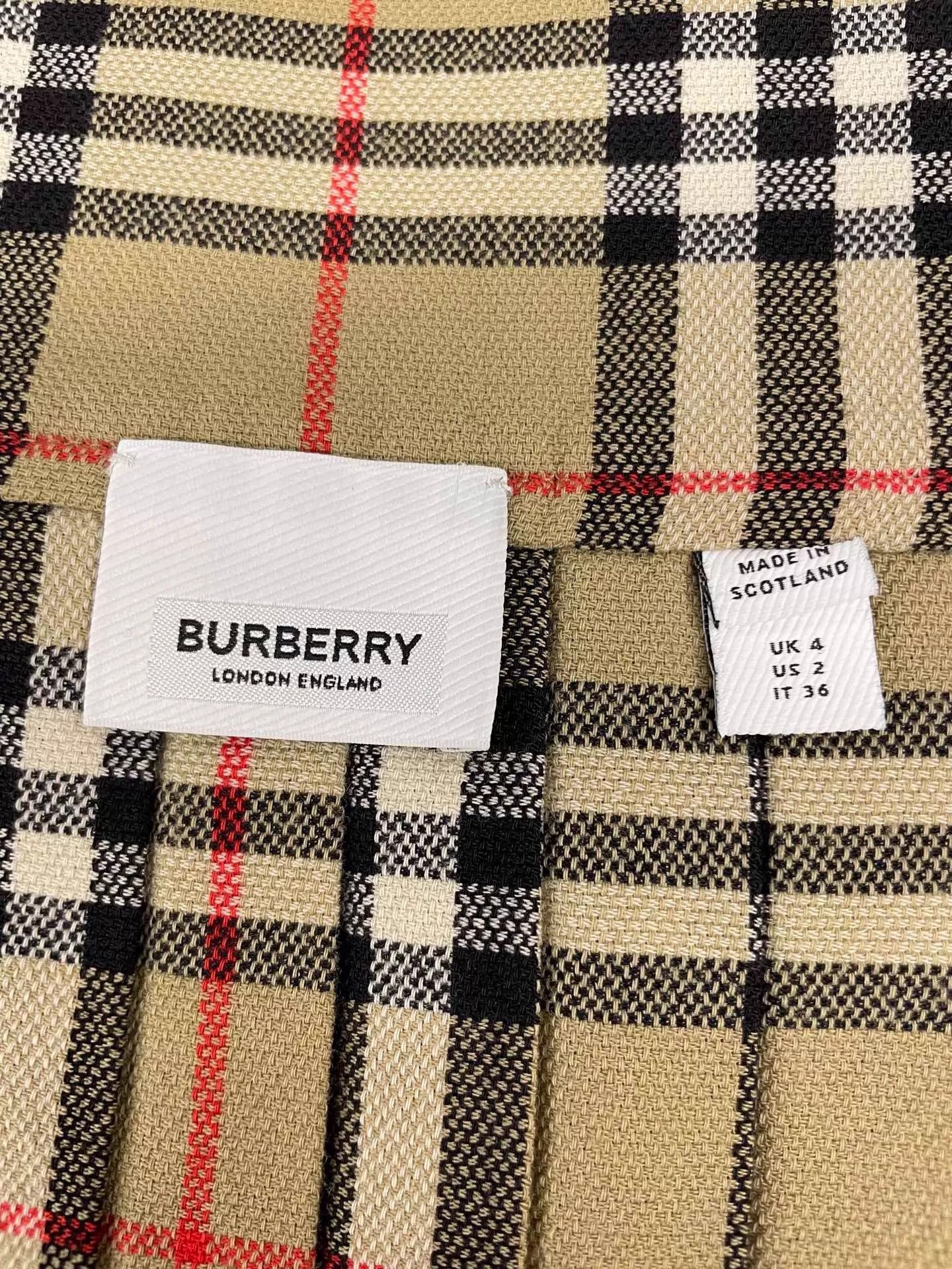Burberry Burberry Check Summer Preppy Mini Skirt Size 36 Size 25" / US 0 / IT 36 - 5 Thumbnail