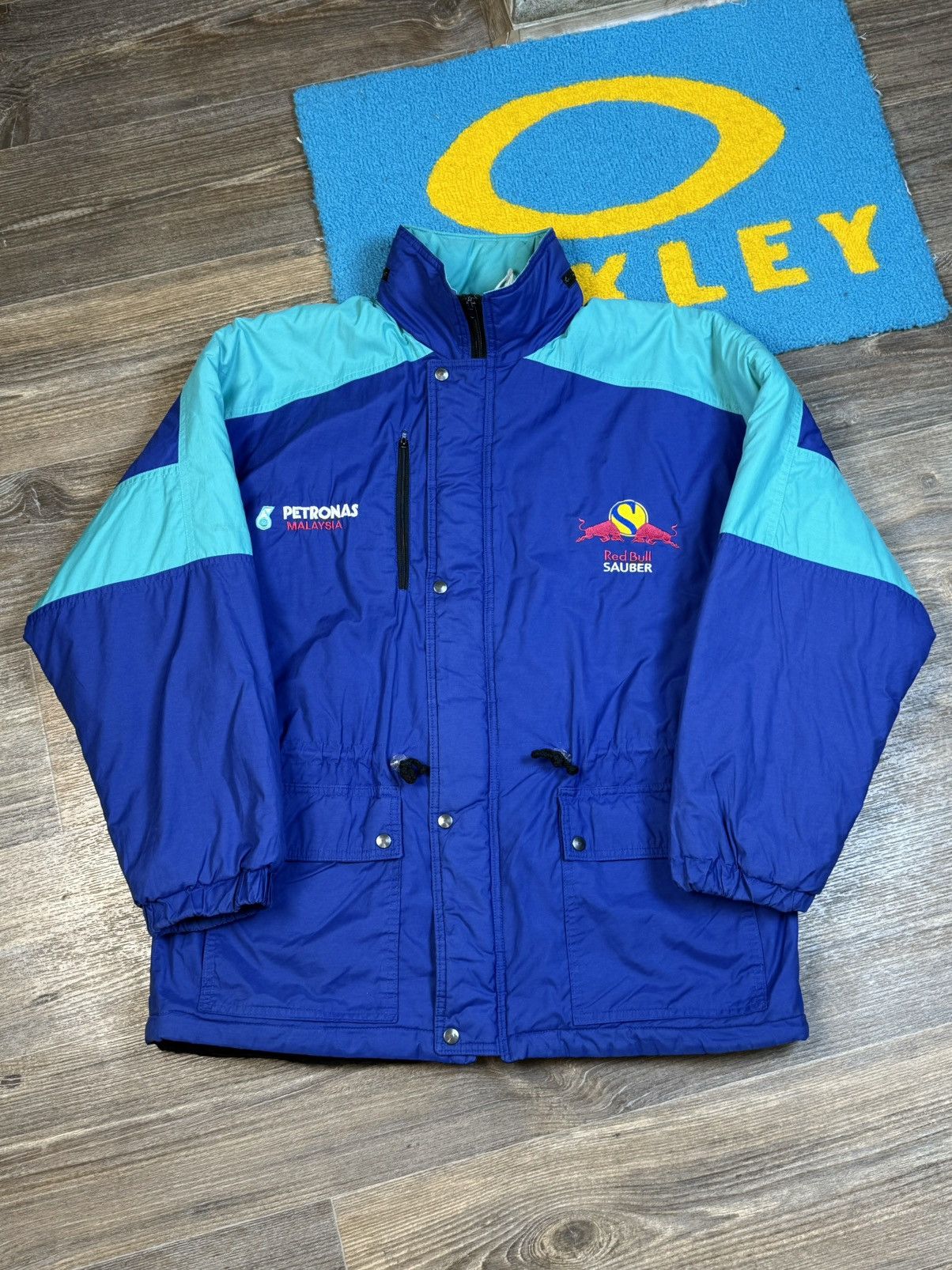 Red Bull × Vintage Vintage Red Bull Sauber Malaysia Blue Racing Jacket Size US L / EU 52-54 / 3 - 1 Thumbnail
