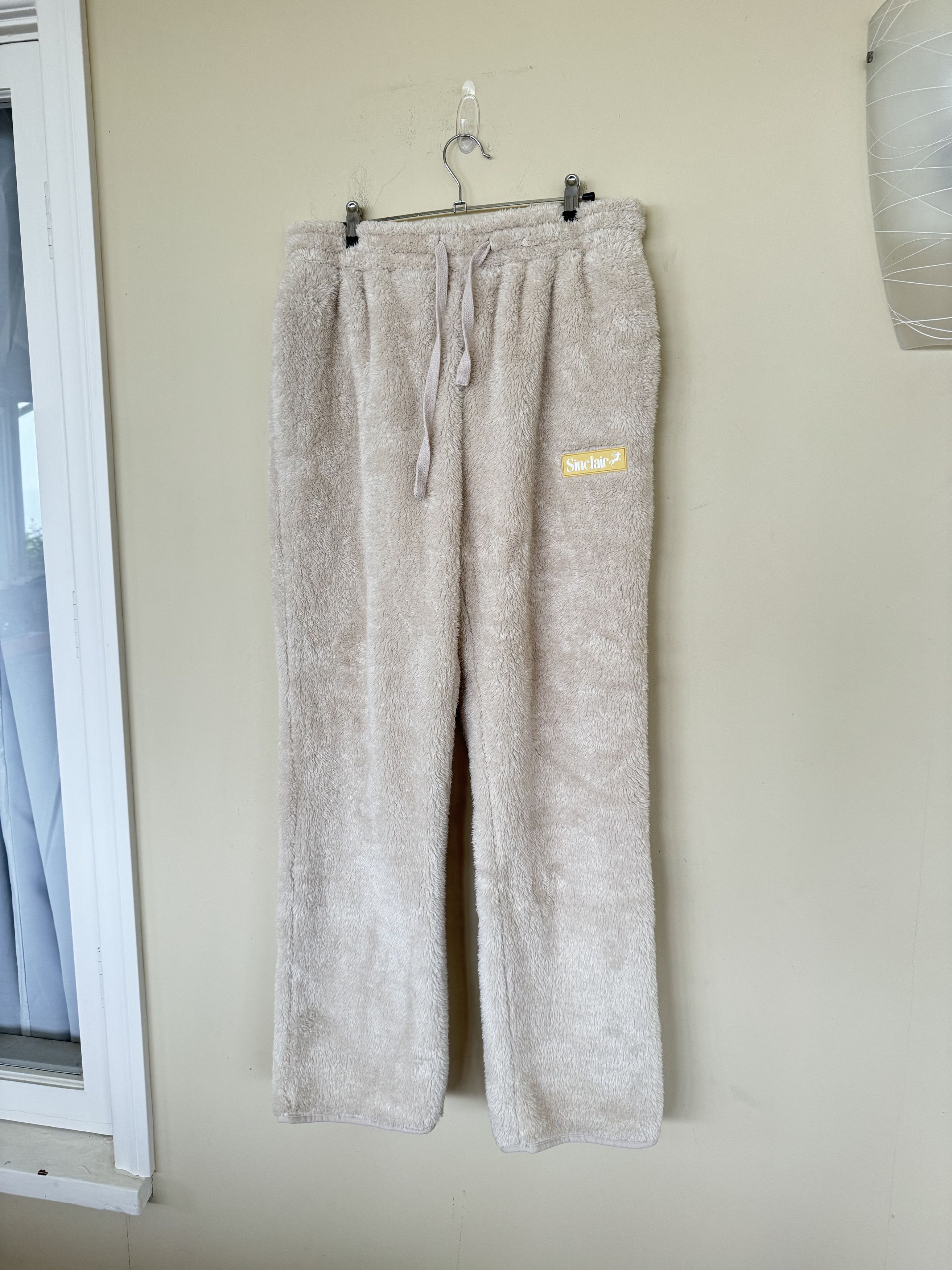 image of Sinclair Global Sinclair Fluffy Sweatpants Size L in Beige, Men's