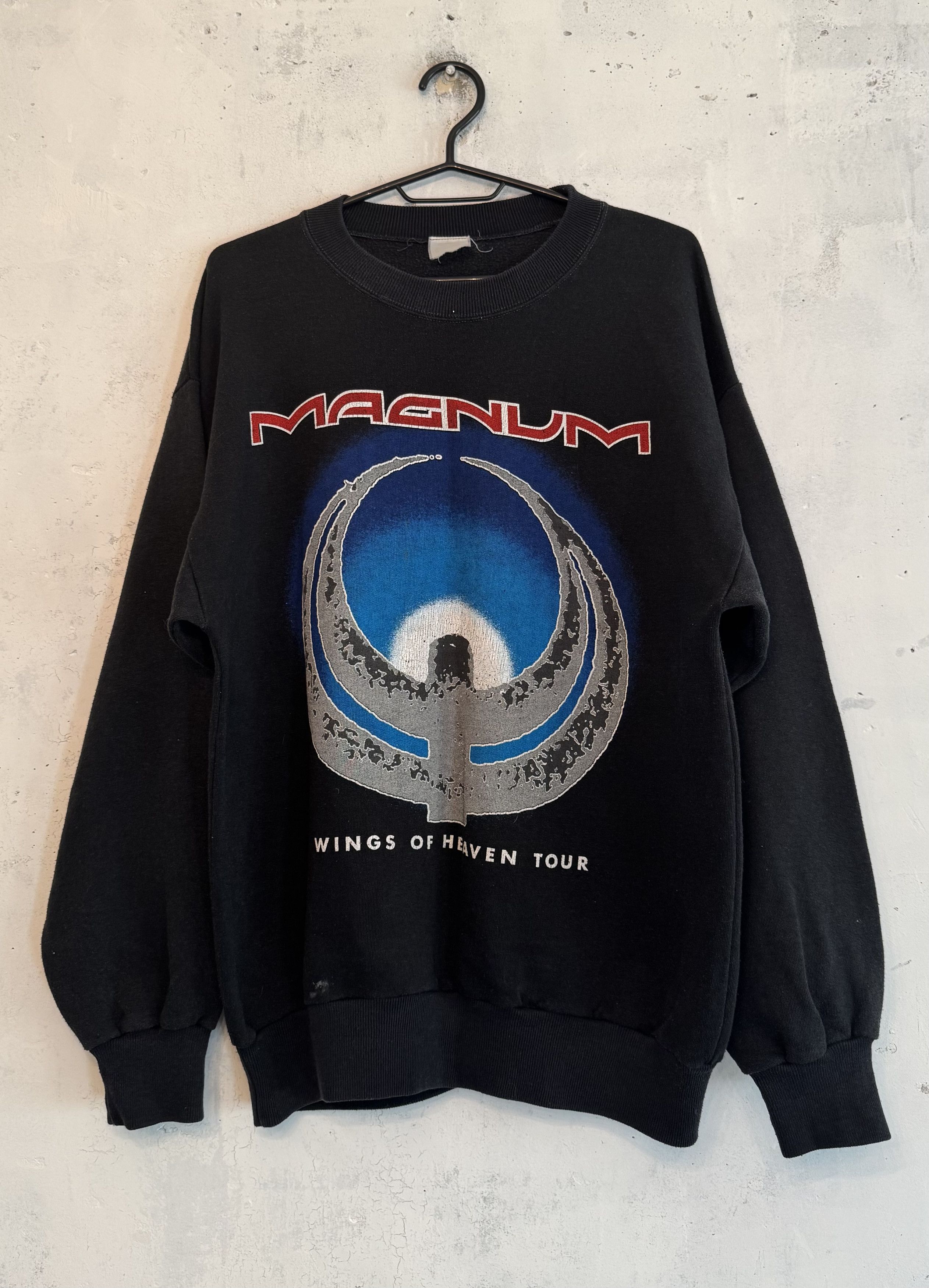Band Tees Vintage 1988 Magnum Wings of Heaven Band Tour Sweatshirt Size US L / EU 52-54 / 3 - 1 Thumbnail
