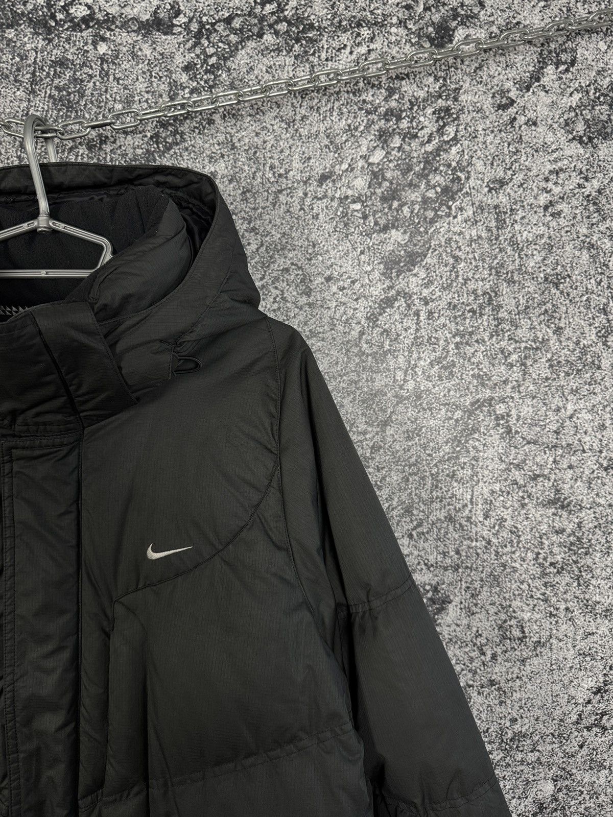 Nike Nike Vintage Down Puffer Jacket Warm Hooded Swoosh Logo Sz L Size US L / EU 52-54 / 3 - 2 Thumbnail