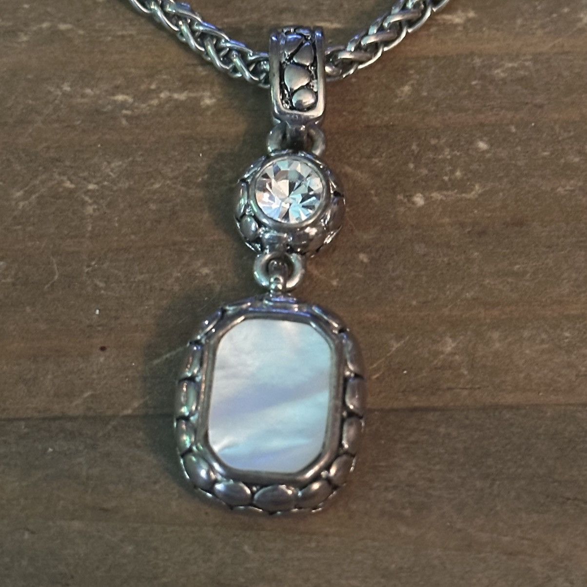 Other Cookie Lee mother of pearl drop pendant necklace Size ONE SIZE - 5 Thumbnail