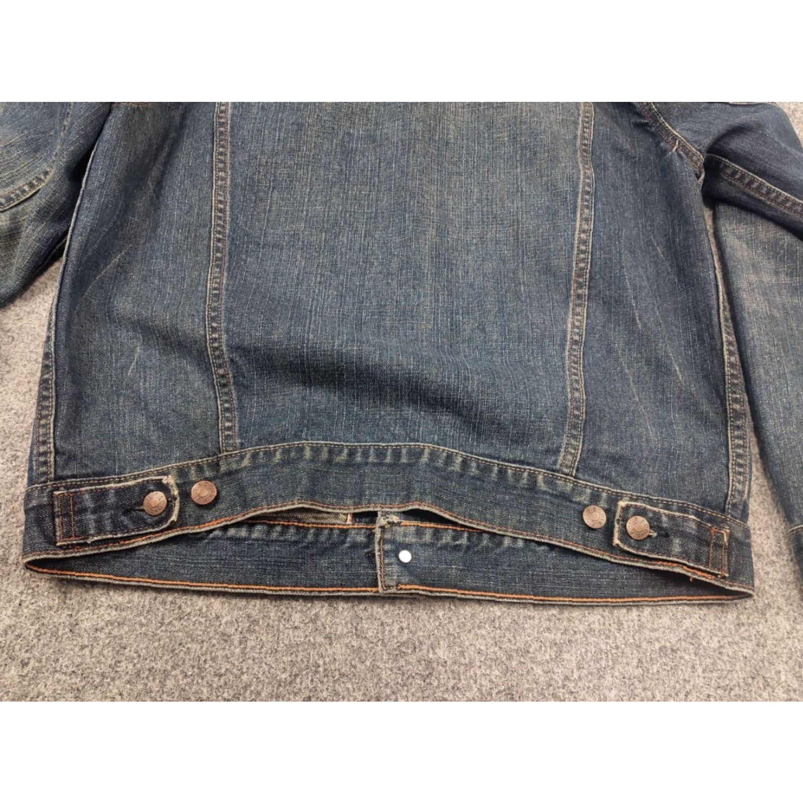 Levi's VINTAGE Levi's Trucker Jacket Slim Selvedge 90s Denim Blue Jacket Mens L XS? Size US L / EU 52-54 / 3 - 7 Thumbnail