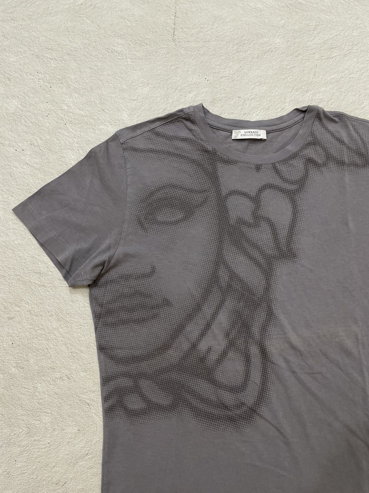 Versace 2000s Versace Iconic Logo Graphic Y2K Hysteric Ifsix Japan Size US S / EU 44-46 / 1 - 2 Thumbnail