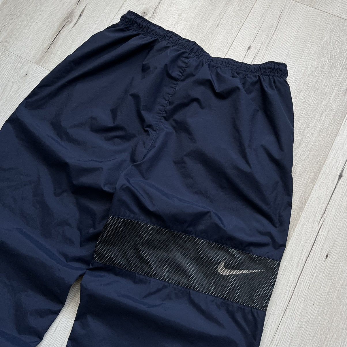 Nike × Vintage Nike Vintage 00s Wide Nylon Mesh Y2K Swoosh Track Pants Blue Size US 34 / EU 50 - 7 Thumbnail
