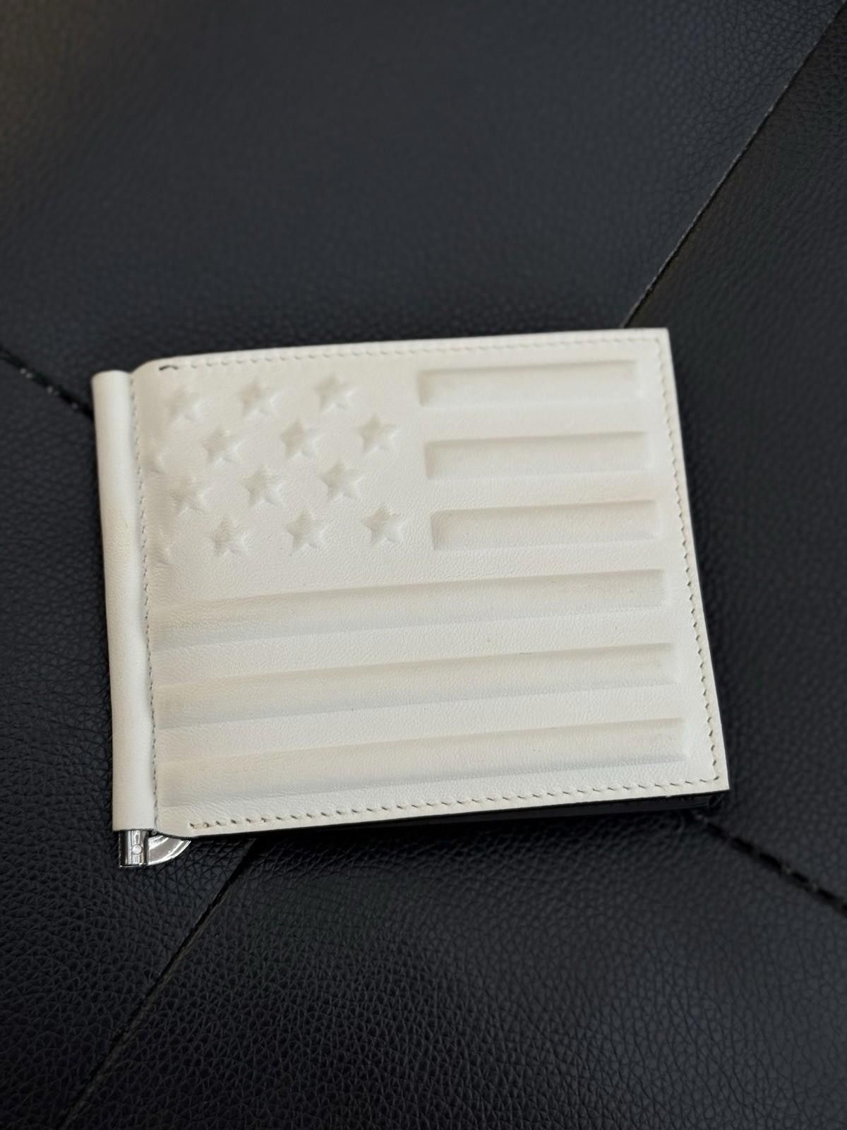 Givenchy Auth GIVENCHY Bifold Wallet White USA Flag Leather - $450 Size ONE SIZE - 3 Thumbnail