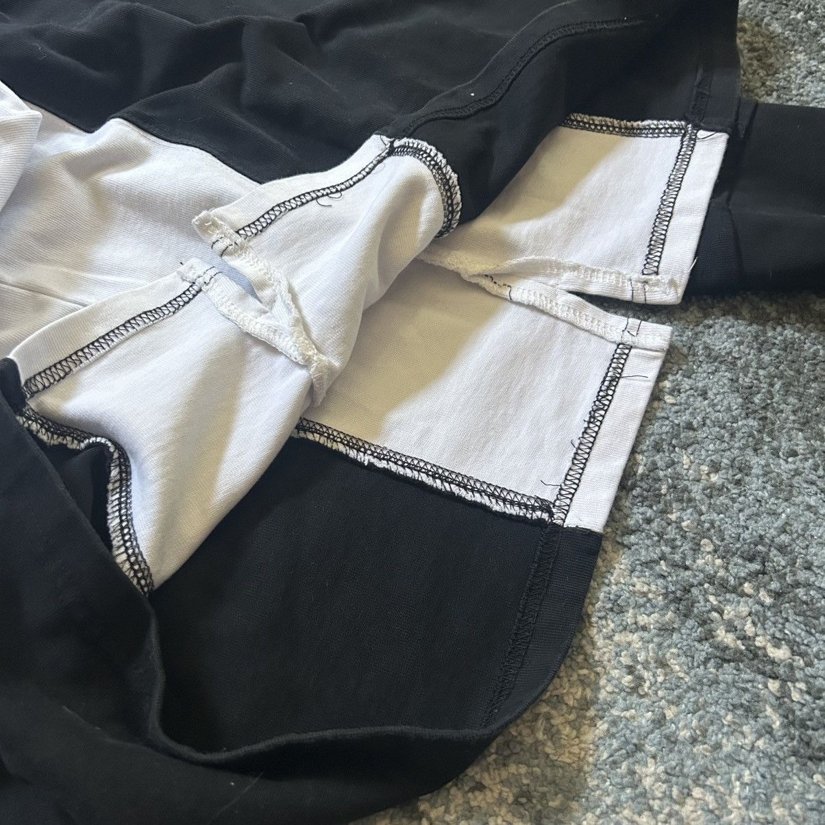 Cav Empt 2019 HEAVYWEiGHT SiLVER CARD L/S HiGH DENSiTY 3M REFLECTiVE Size US L / EU 52-54 / 3 - 8 Thumbnail