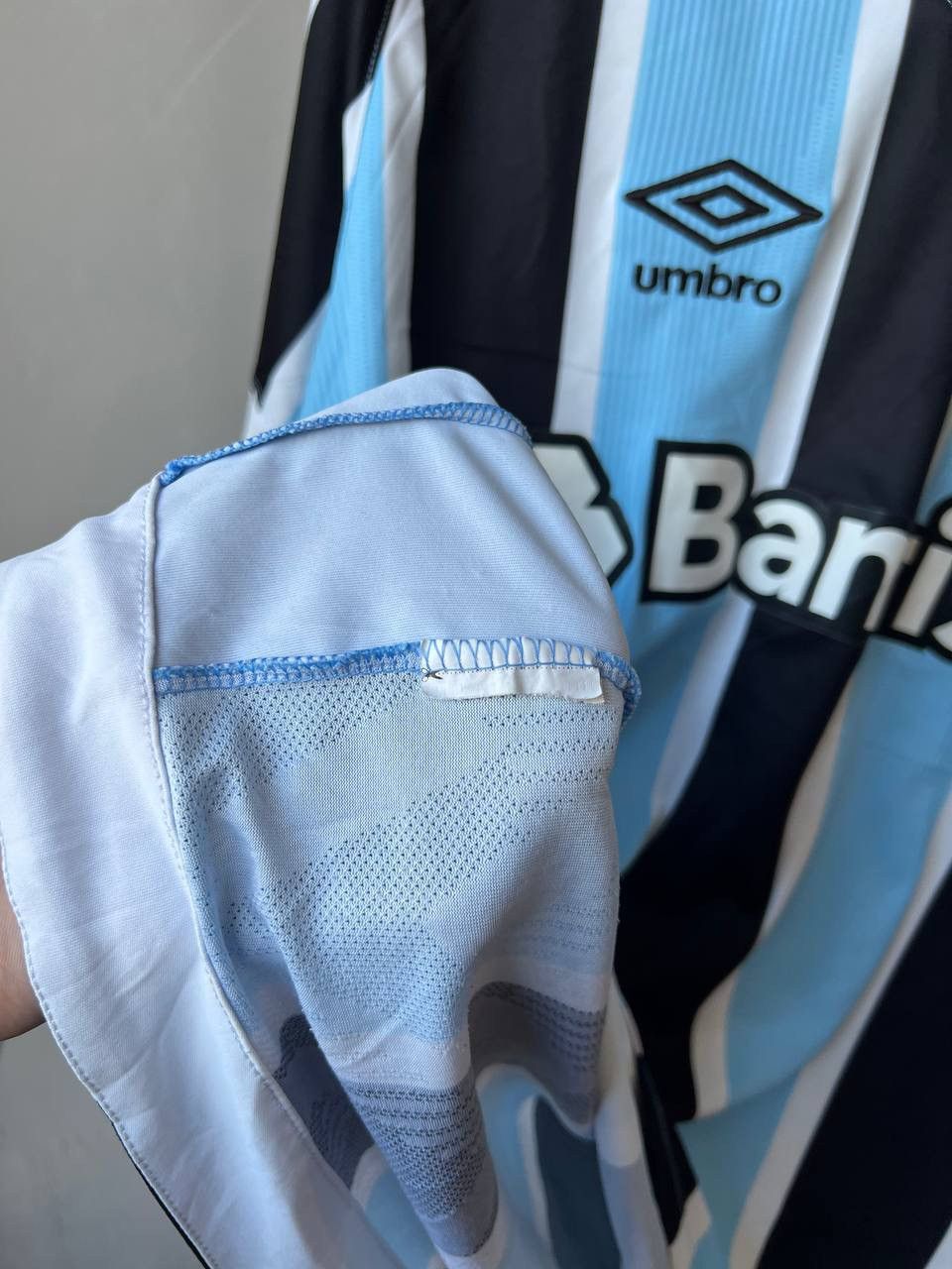 Umbro 2021/22 GREMIO FC HOME RARE SOCCER JERSEY SHIRT UMBRO SZ XL Size US XL / EU 56 / 4 - 15 Thumbnail