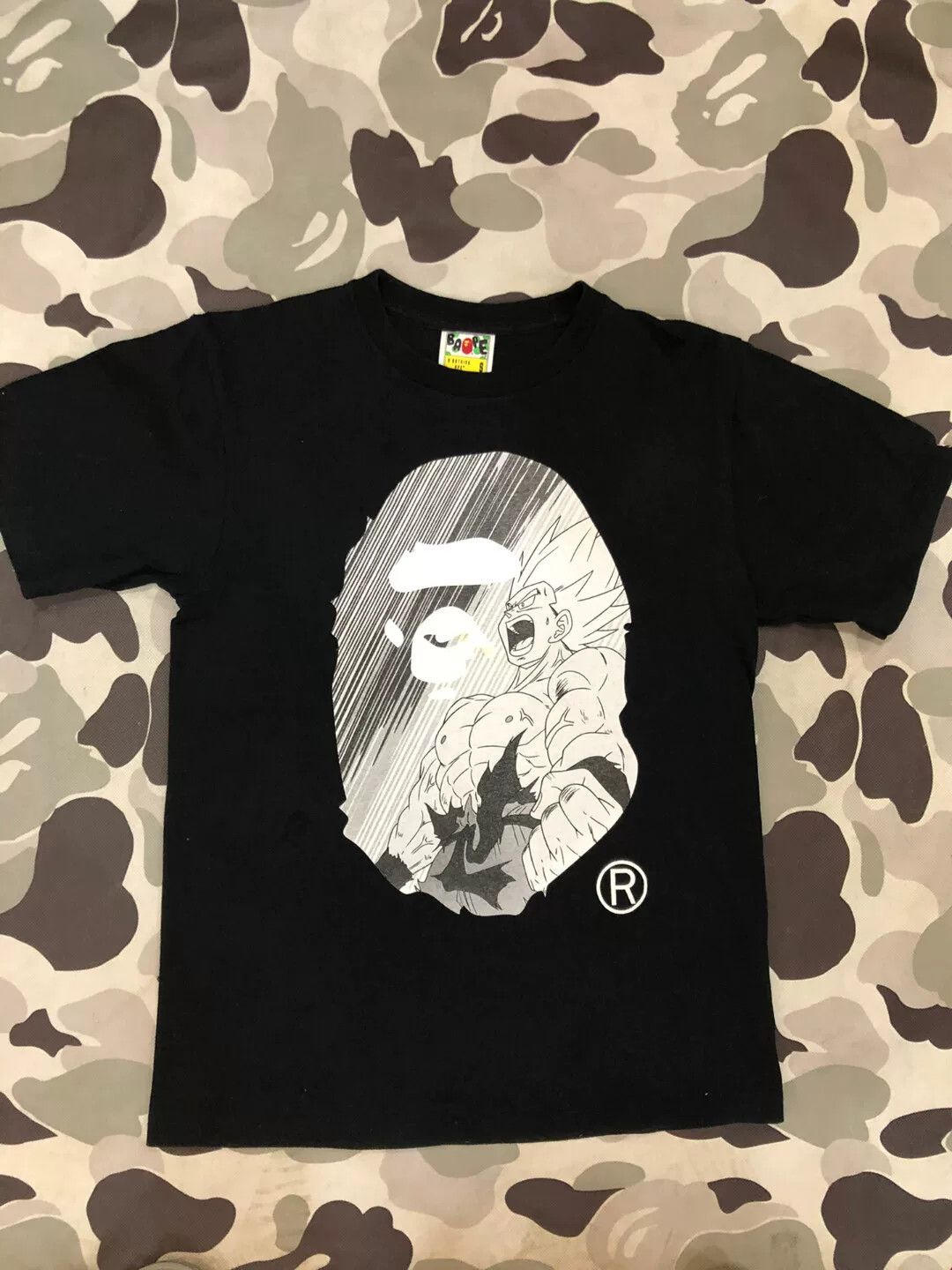 Bape Bape T Shark T-Shirt Casual Short Sleeve Size US L / EU 52-54 / 3 - 1 Thumbnail