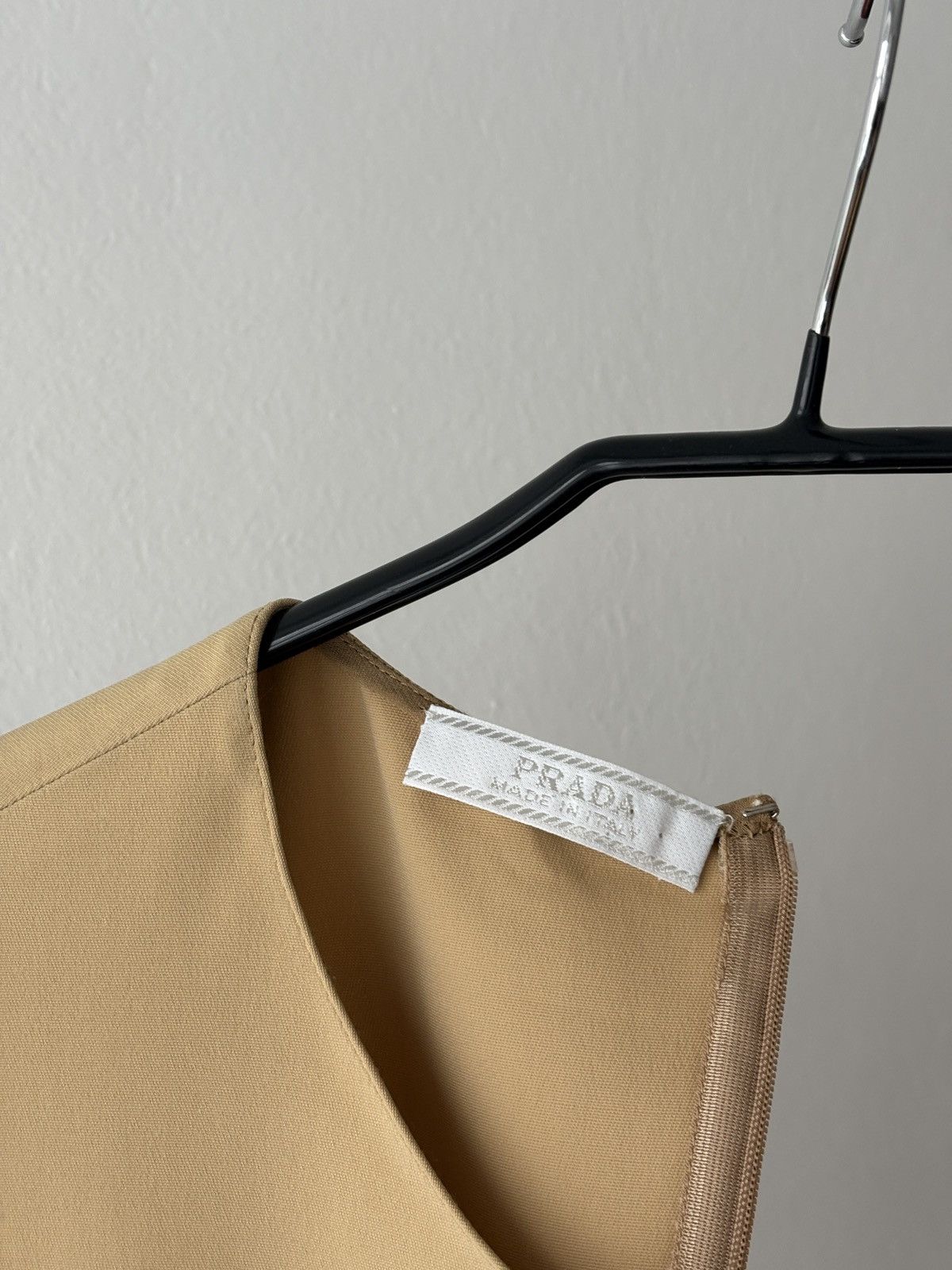 Prada Prada 90s sleeveless camel tunic Size M / US 6-8 / IT 42-44 - 3 Thumbnail
