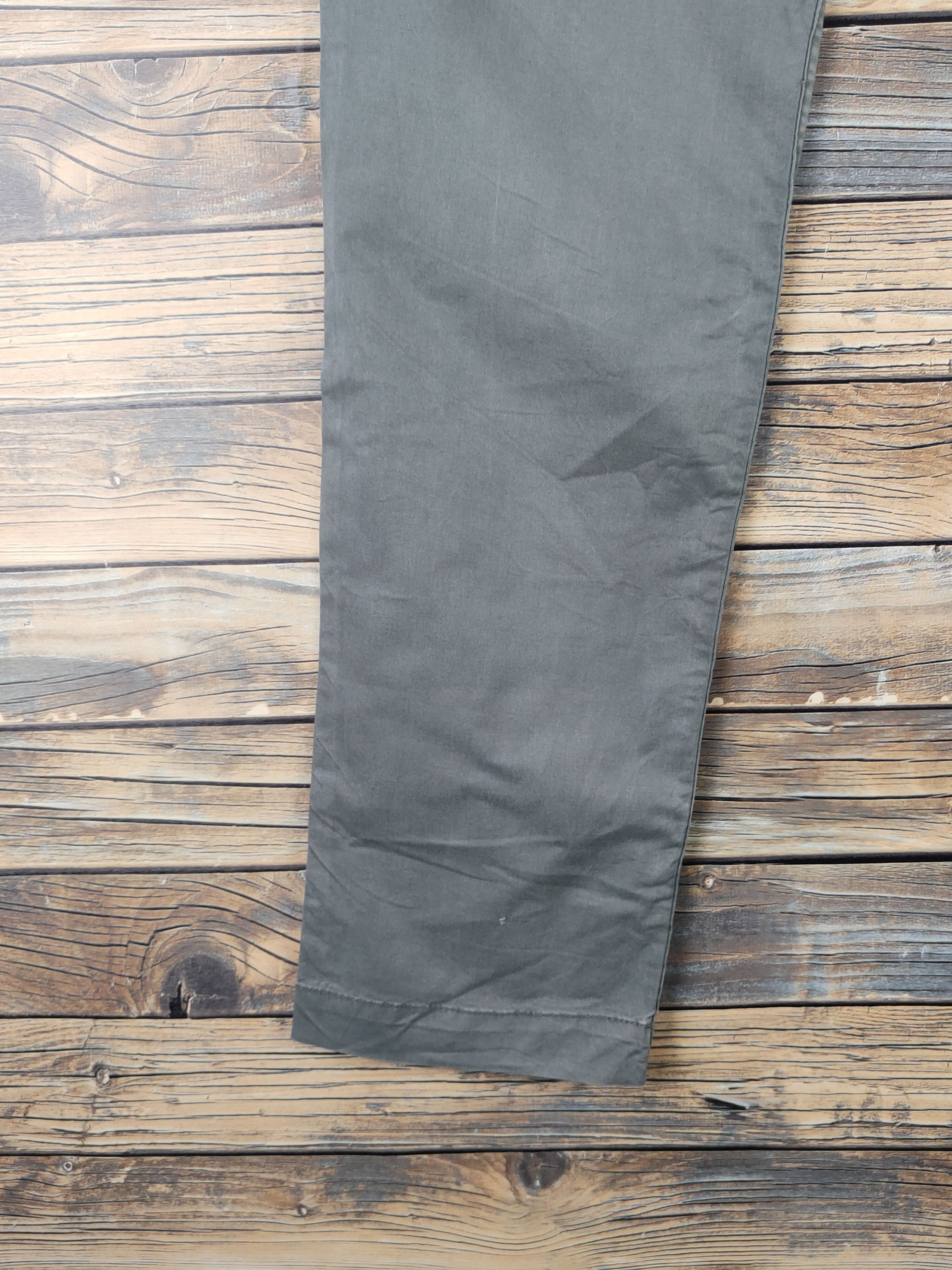 Japanese Brand DL Uniqlo Green Multipocket Tactical Cargo Pants #1502 Size US 29 - 9 Thumbnail