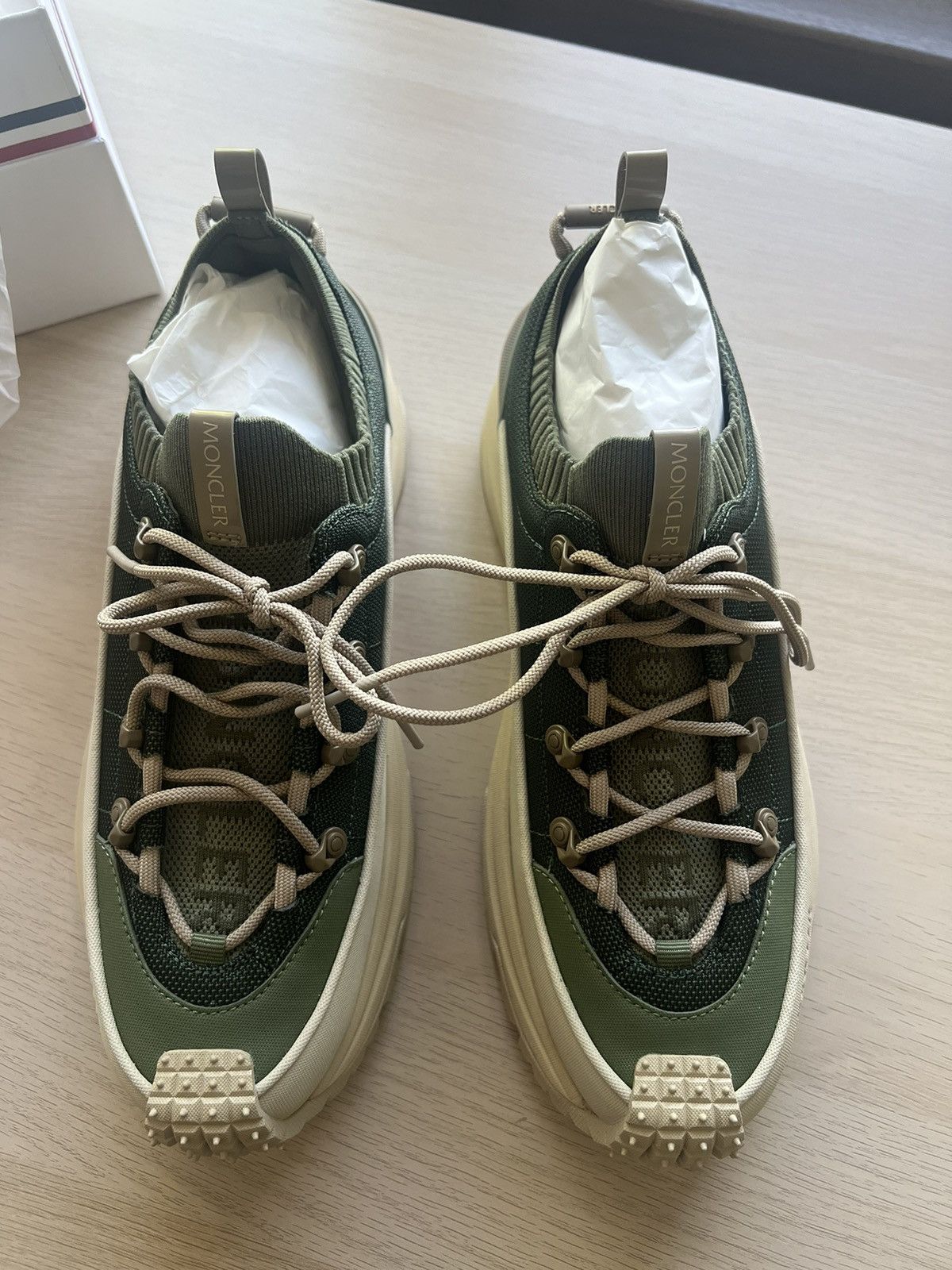Moncler Trailgrip Lite 3 size 44 Size US 10 / EU 43 - 6 Thumbnail