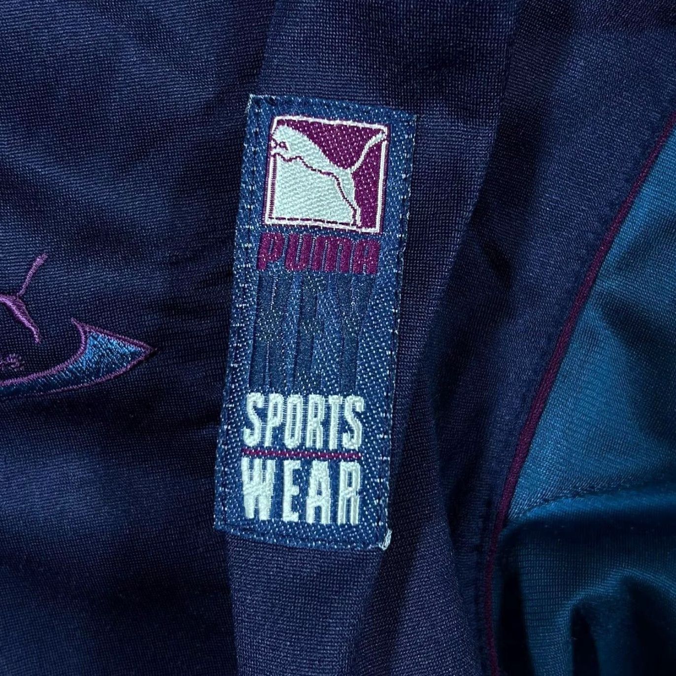 Puma VINTAGE PUMA Embroidered Mini Logo Colour Block Navy Blue Tracksuit Jacket Size US 33 - 3 Thumbnail