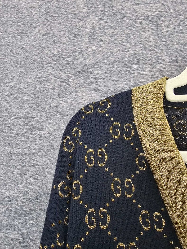 Gucci GucciFull-print V-neck jacket 2503-Nextarrow Size US S / EU 44-46 / 1 - 3 Thumbnail