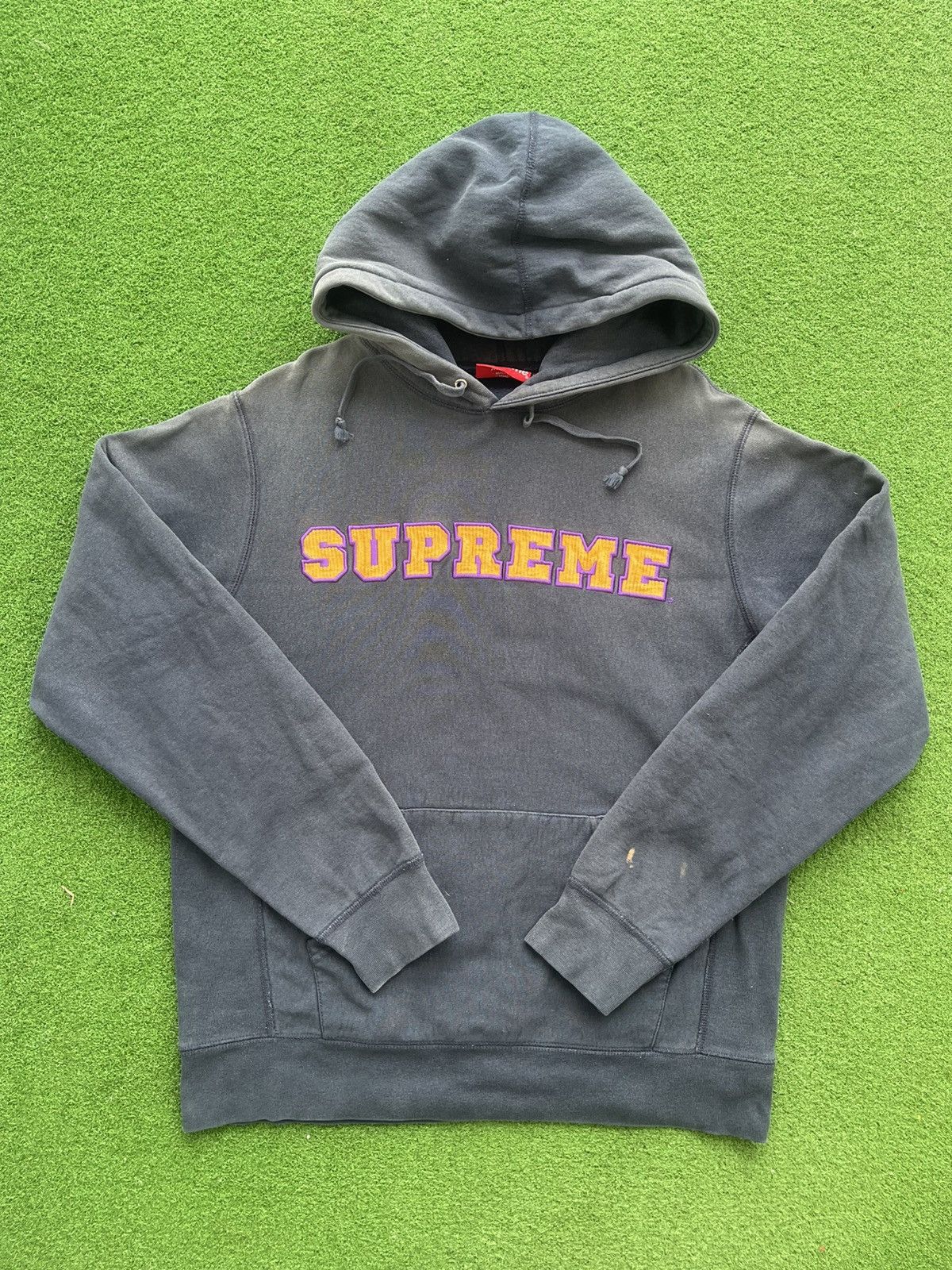 Supreme 🔥HOT🔥SS18 SUPREME CORD COLLEGIATE EMBROIDERED VERY RARE Size US L / EU 52-54 / 3 - 1 Thumbnail