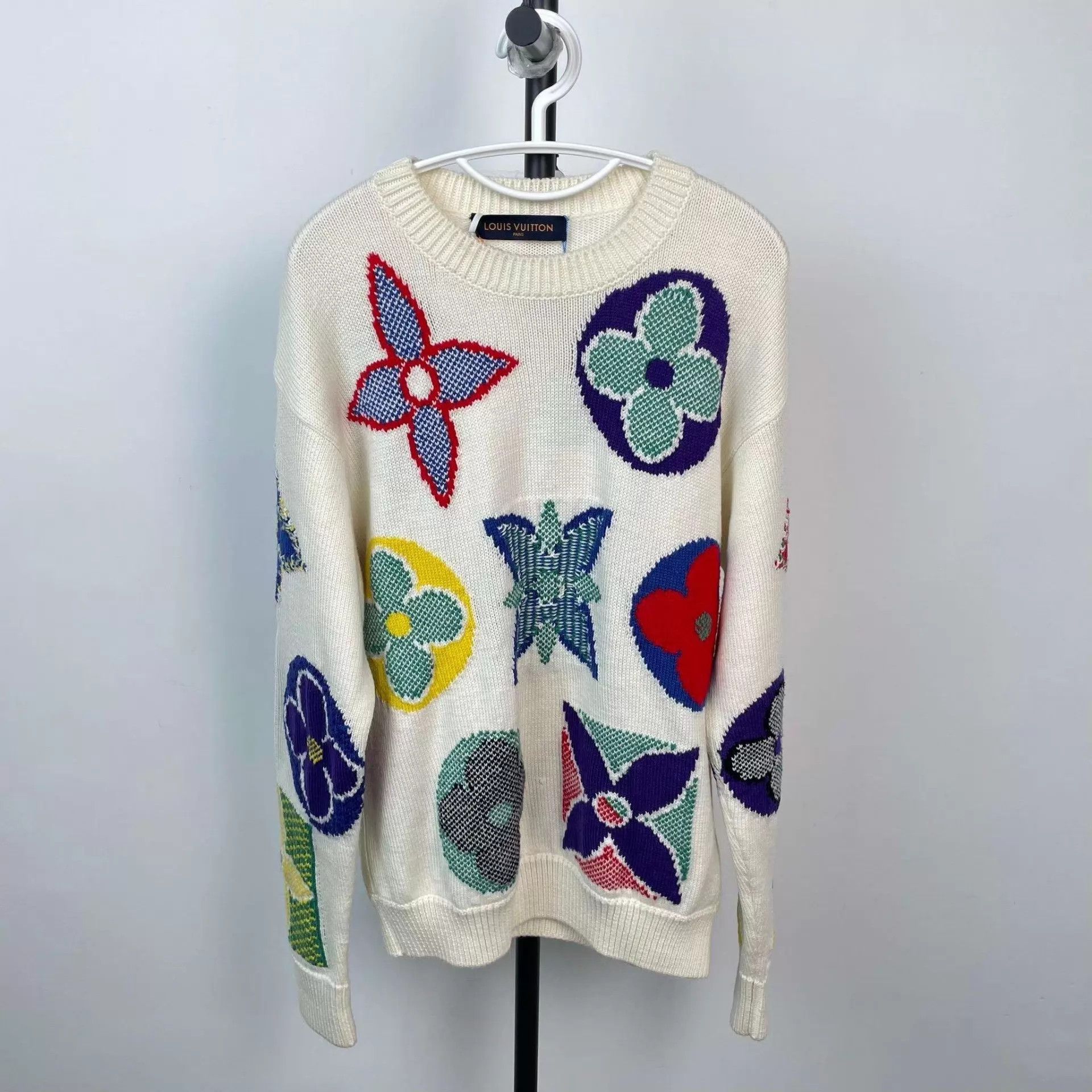 Louis Vuitton LV White Knit Sweater S Size US S / EU 44-46 / 1 - 1 Thumbnail
