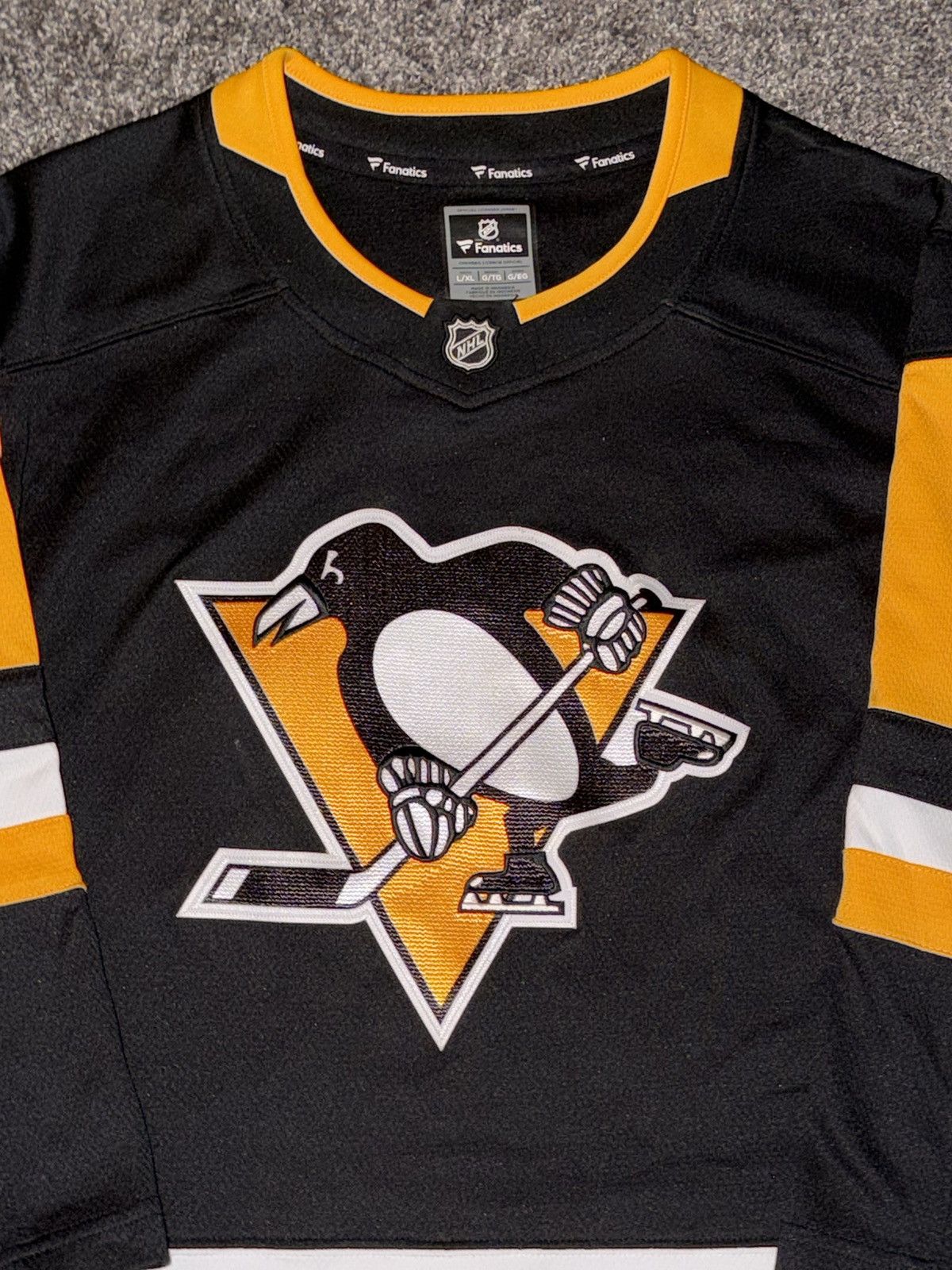 NHL Fanatics Breakaway NHL Pittsburgh Penguins Youth Jersey L/XL Size US L / EU 52-54 / 3 - 16 Thumbnail