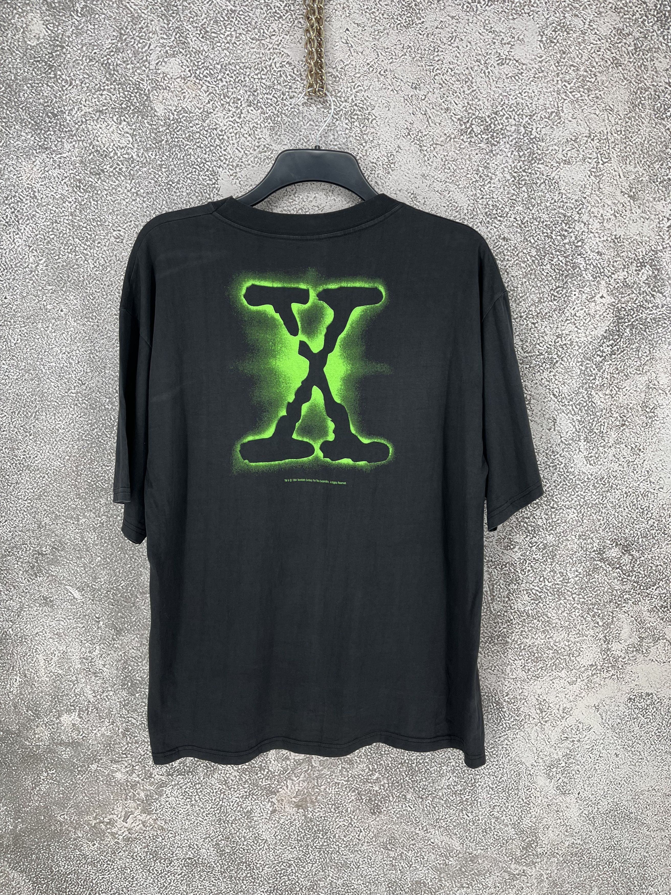 Vintage 1994 Vintage X Files 'The Truth is Out There' Single Stitch Size US L / EU 52-54 / 3 - 1 Thumbnail