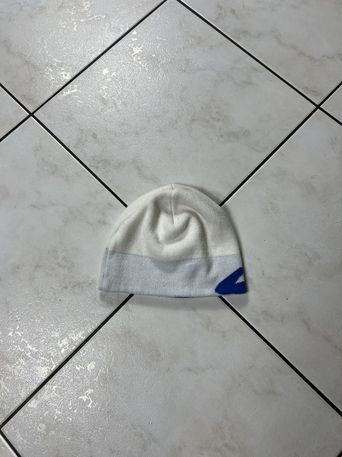Quiksilver Vintage Quiksilver y2k bomb beanie hat knitted big logo swag Size ONE SIZE - 7 Thumbnail