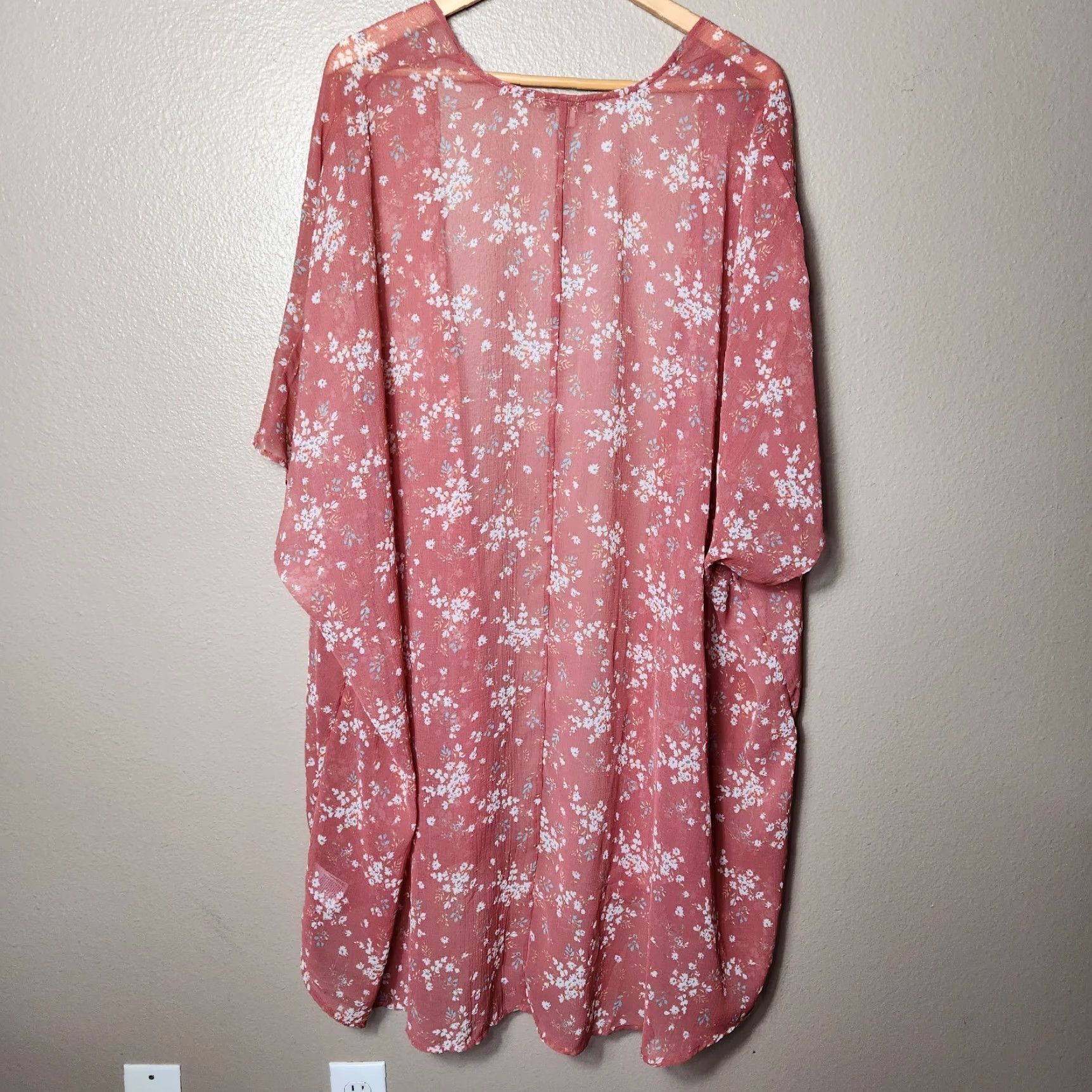 American Eagle Outfitters American Eagle Womens Ditsy Floral Kimono Duster-Size O/S Blouse Orange Short Sleeve Dolman Sleeve Polyester Lightweight Size ONE SIZE - 6 Thumbnail