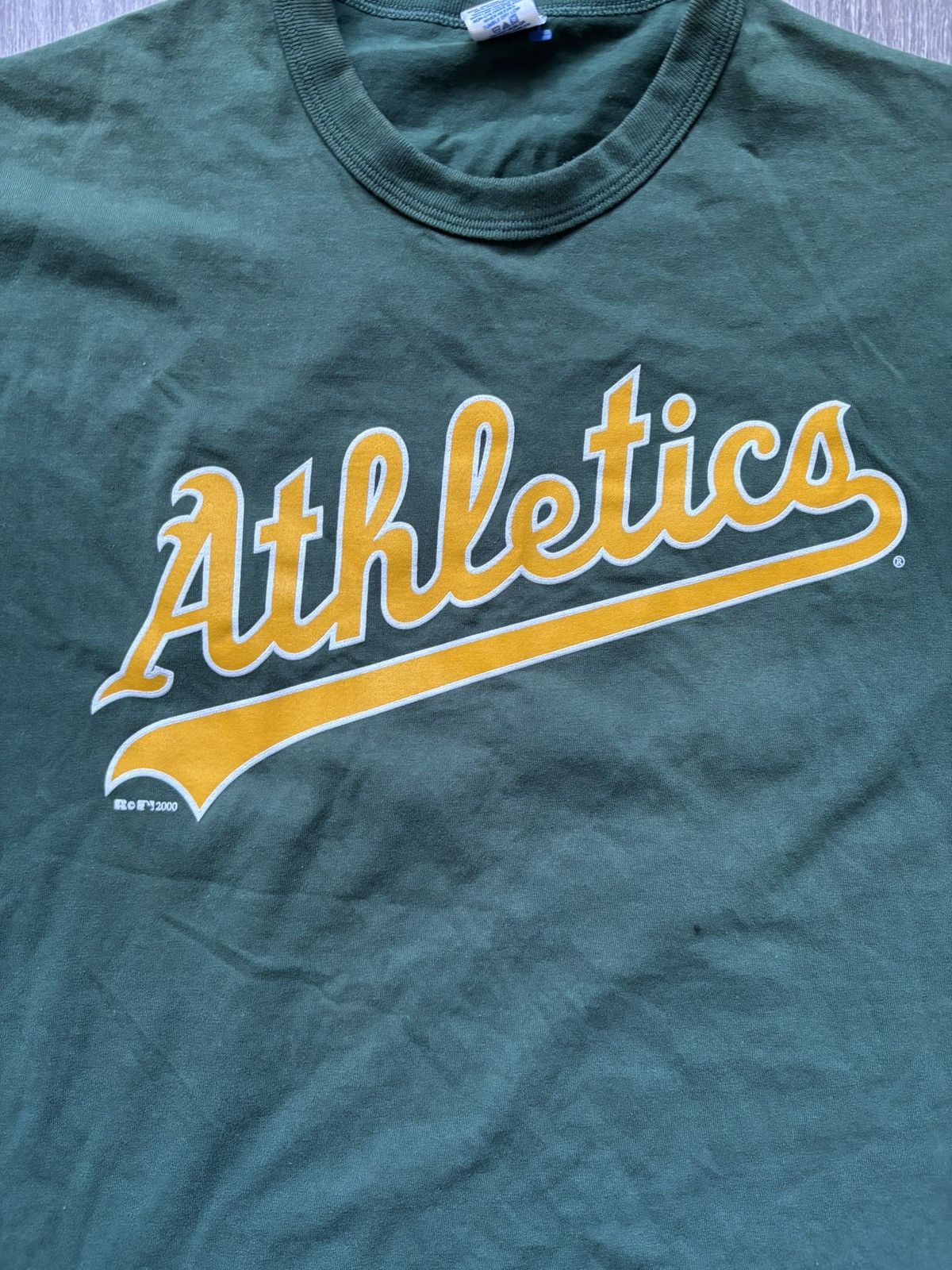Vintage vintage Y2K 2000 RUSSELL ATHLETIC OAKLAND ATHLETIC t-shirt Size US L / EU 52-54 / 3 - 4 Thumbnail