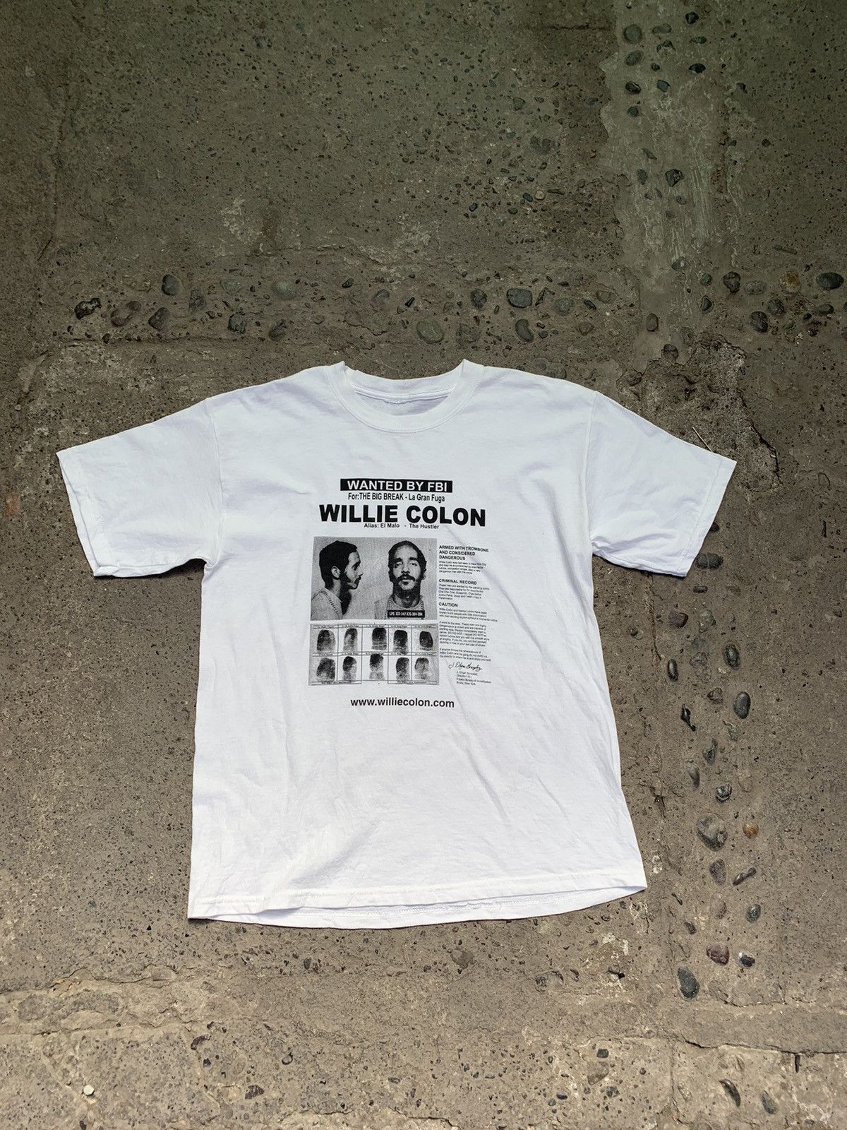 image of Band Tees x Rap Tees Vintage Willie Colon Wanted By Fbi T Shirt in White, Men's (Size Large)