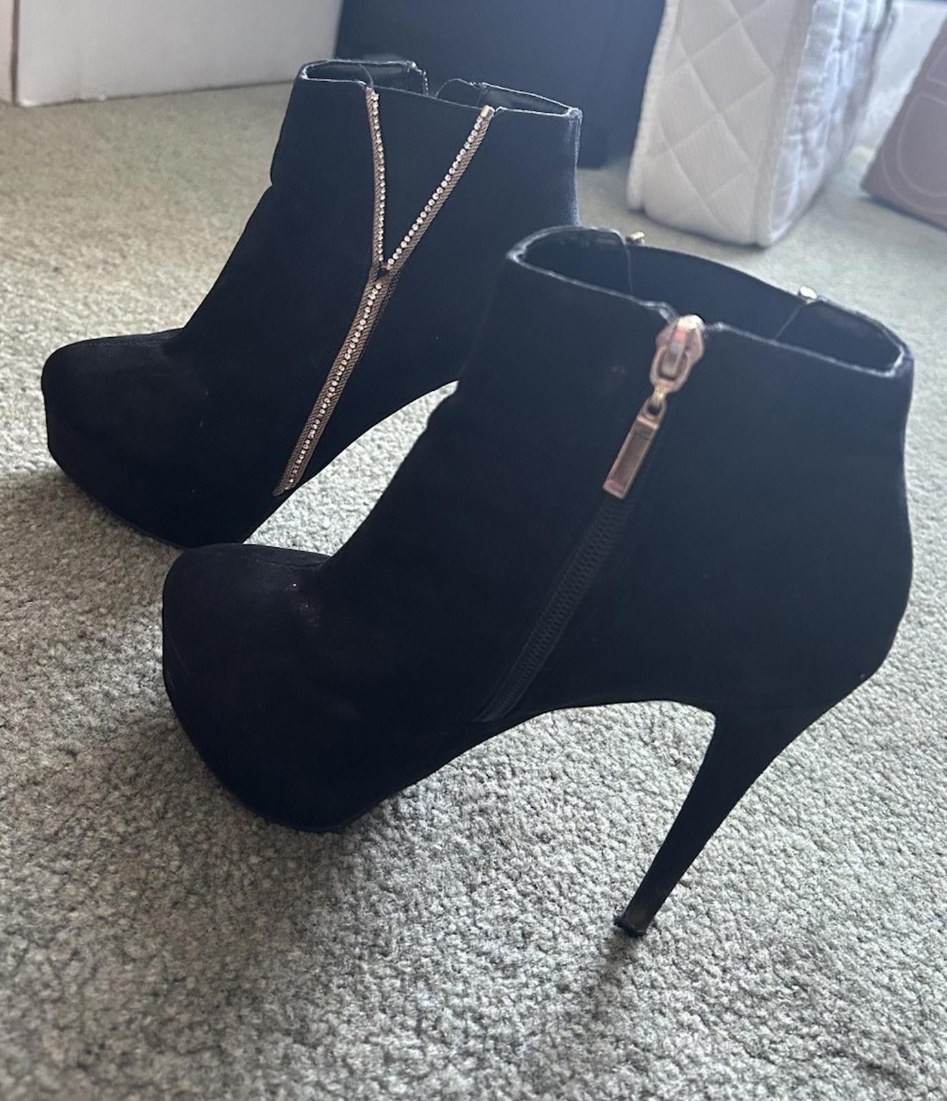 Designer FOREVER NEW Ankle Boot Stiletto Black Diamantés - Size 37 Size US 6 / IT 36 - 3 Thumbnail