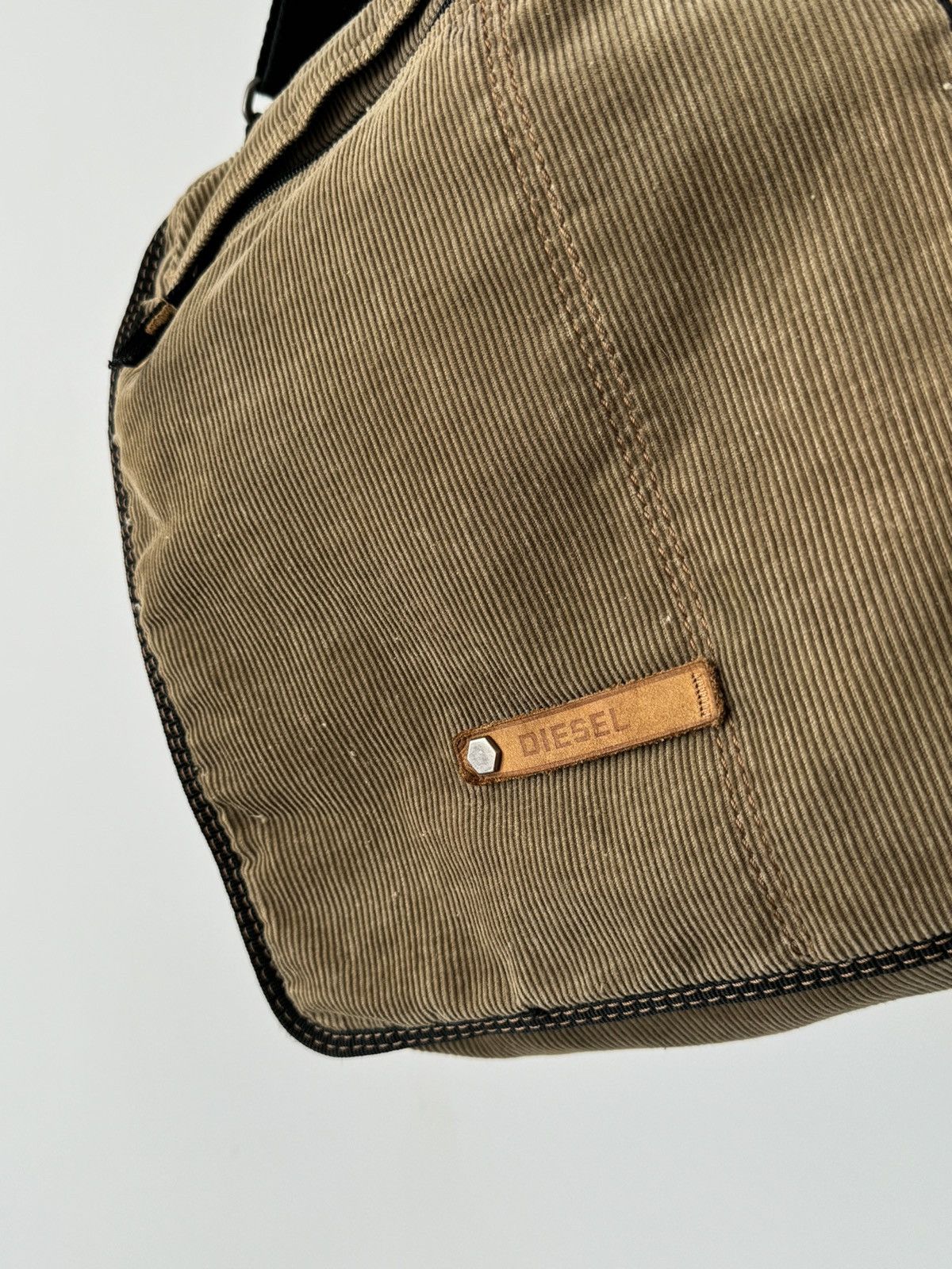 Diesel × Vintage Vintage Y2K Diesel Avant Garde Corduroy Crossbody Bag Size ONE SIZE - 2 Thumbnail