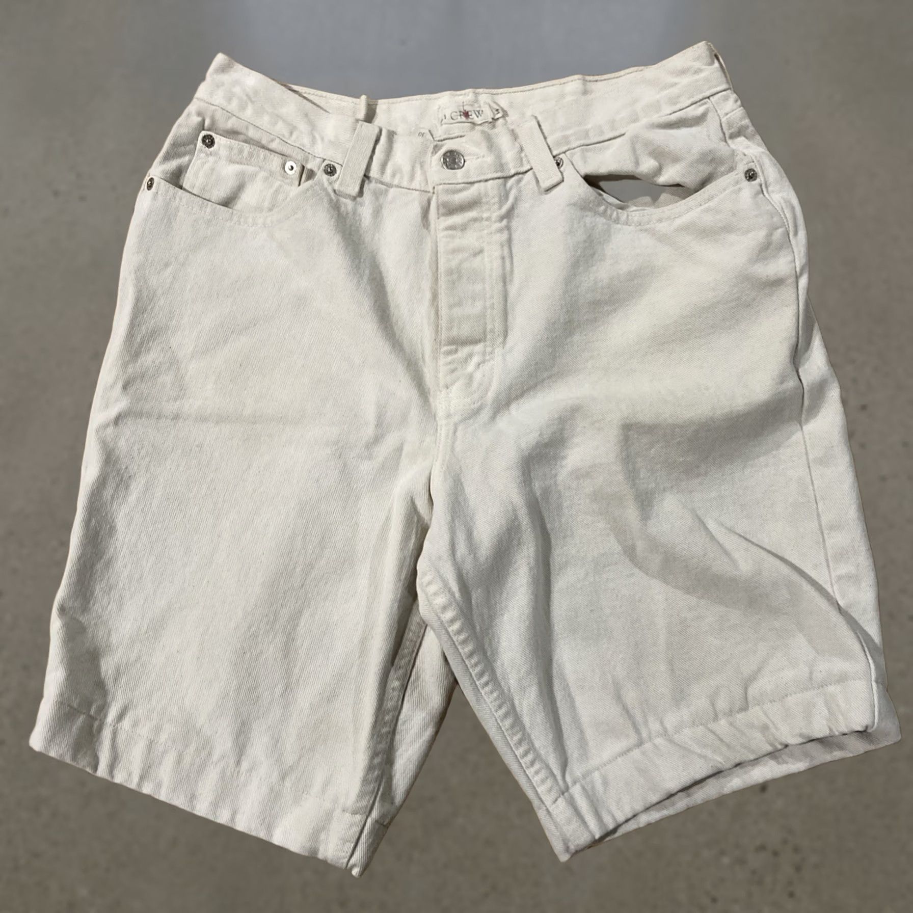 J.Crew VINTAGE J.CREW Shorts Mens 34/30 Button Fly Made in Vietnam White Chino Pocket Zipper Stretch Easy Care Size US 34 / EU 50 - 1 Thumbnail