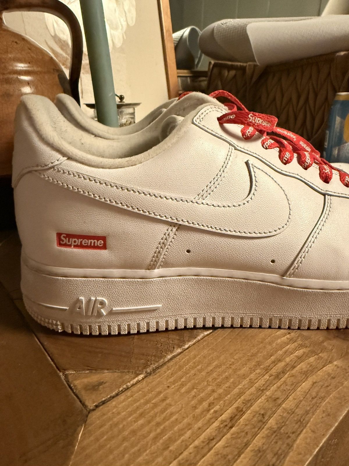 Nike × Supreme Supreme x Nike white Air Force 1 Size US 10.5 / EU 43-44 - 2 Thumbnail