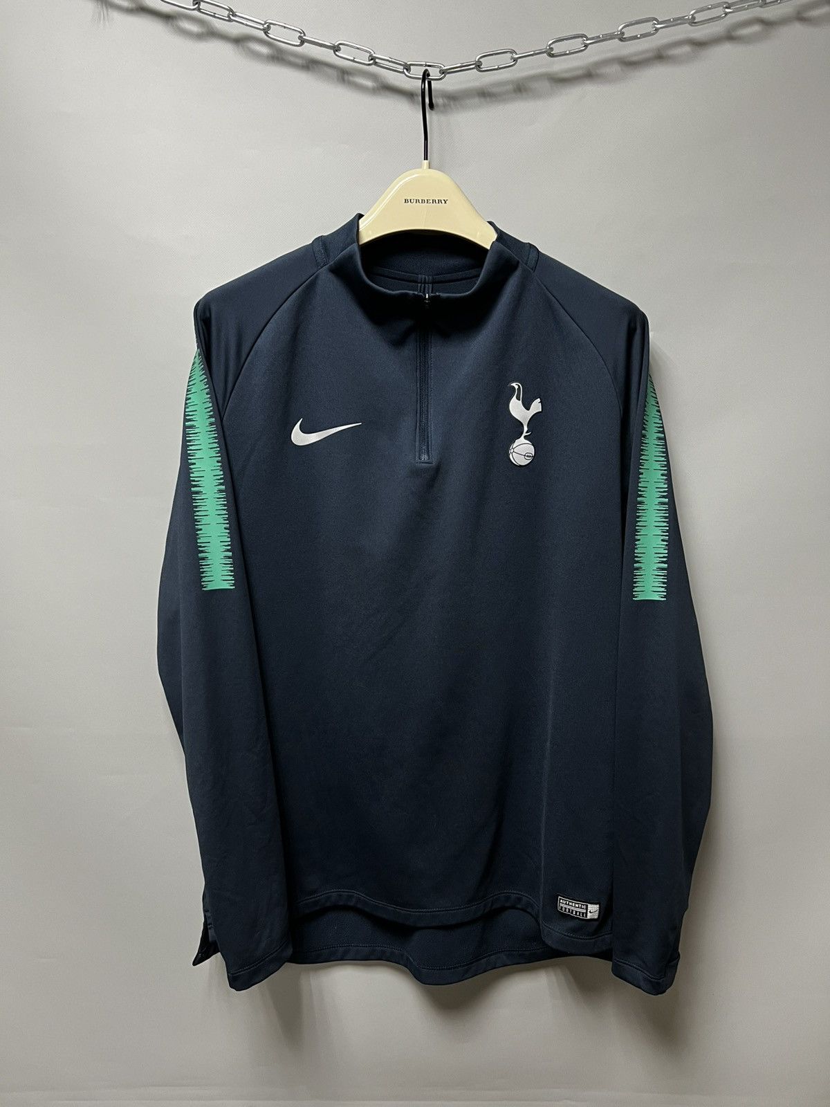Nike Tottenham Hotspur Nike 2018 football training zip jacket Size US L / EU 52-54 / 3 - 1 Thumbnail