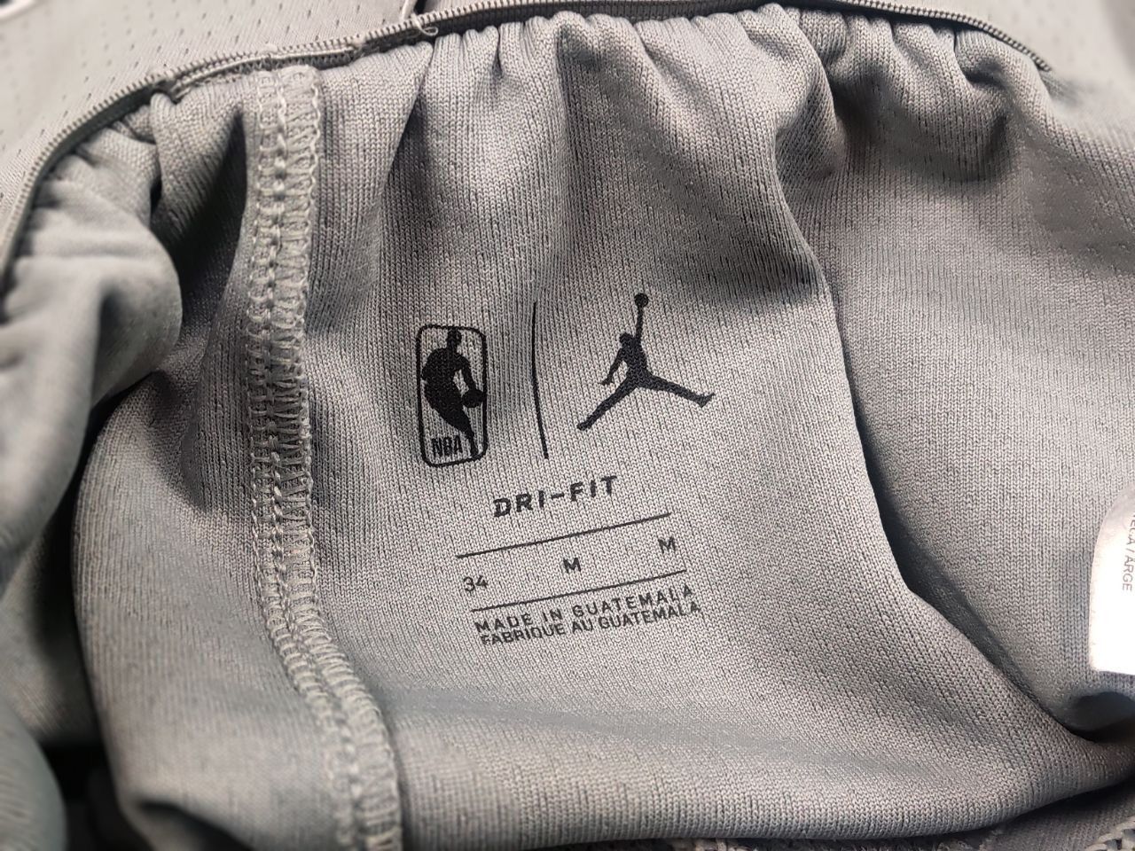 Nike Vintage Nike Air Jordan x NBA Brooklyn New York Logo Shorts Size US 32 / EU 48 - 14 Thumbnail