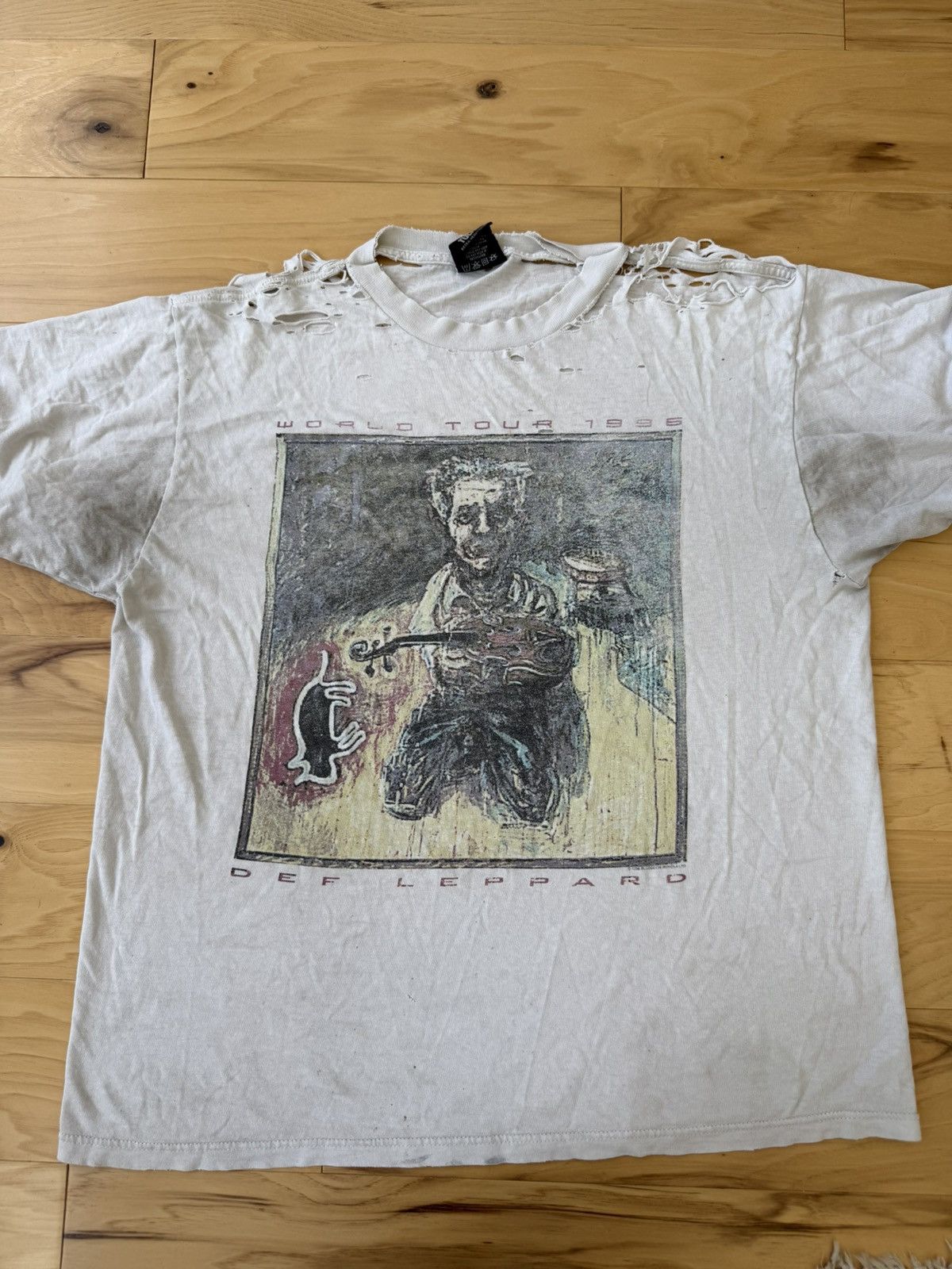 Japanese Brand Vintage Distressed Def Leppard tee Size US XL / EU 56 / 4 - 1 Thumbnail