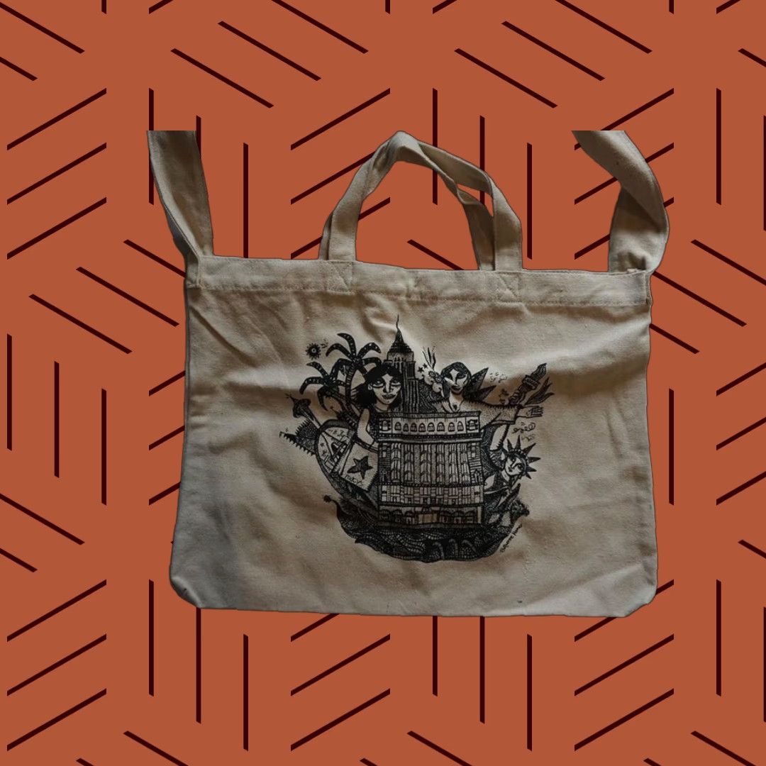 Vintage Macy's New York City Canvas Tote Bag Tote Unisex Adults Macy's Cream Canvas Tote Bag 18"x13" NYC, New York - Mens, Womens Size ONE SIZE - 1 Thumbnail