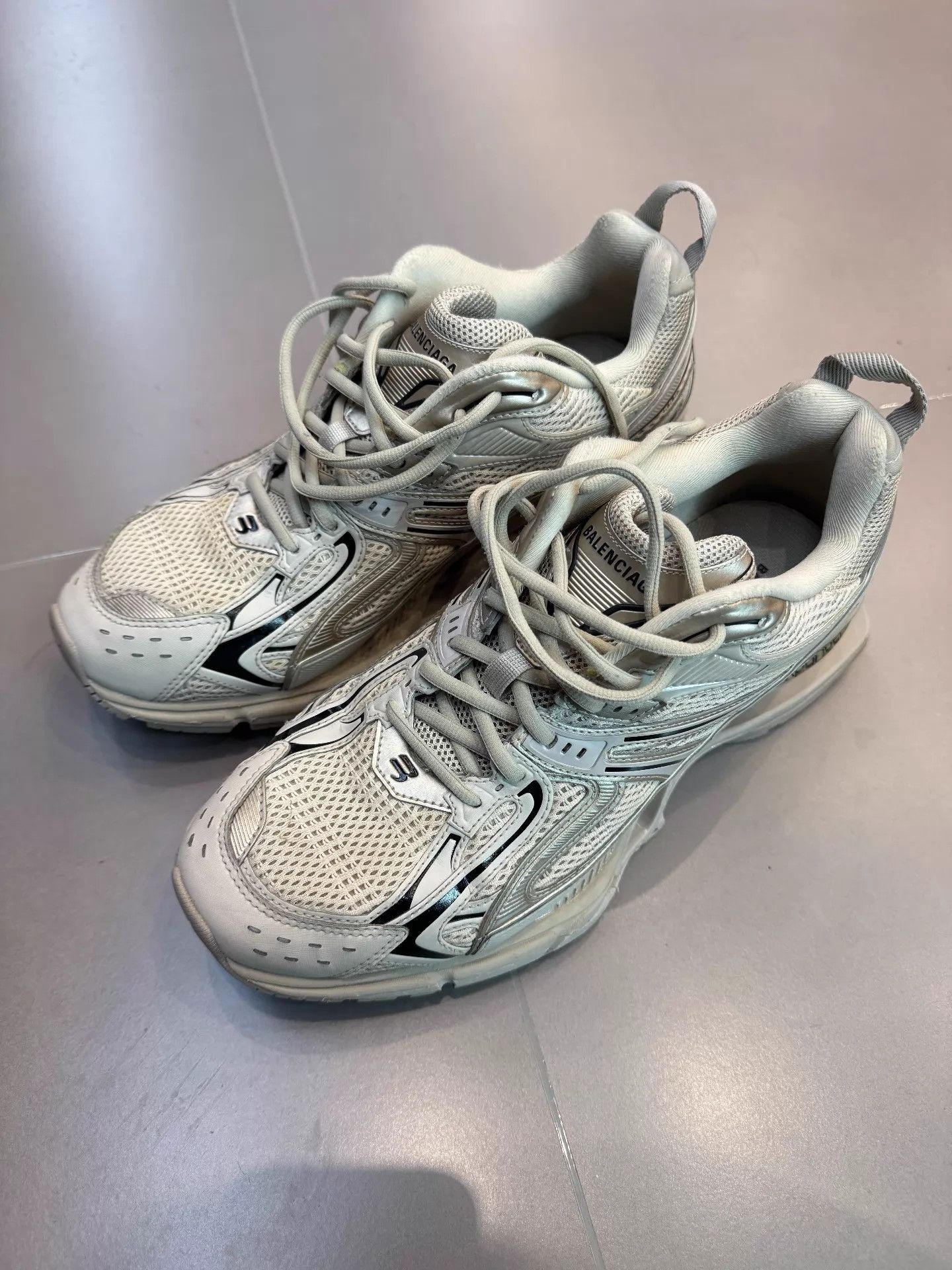 Balenciaga BALENCIAGA X-Pander Spring Shoe Cream 43 Size US 10 / EU 43 - 1 Thumbnail