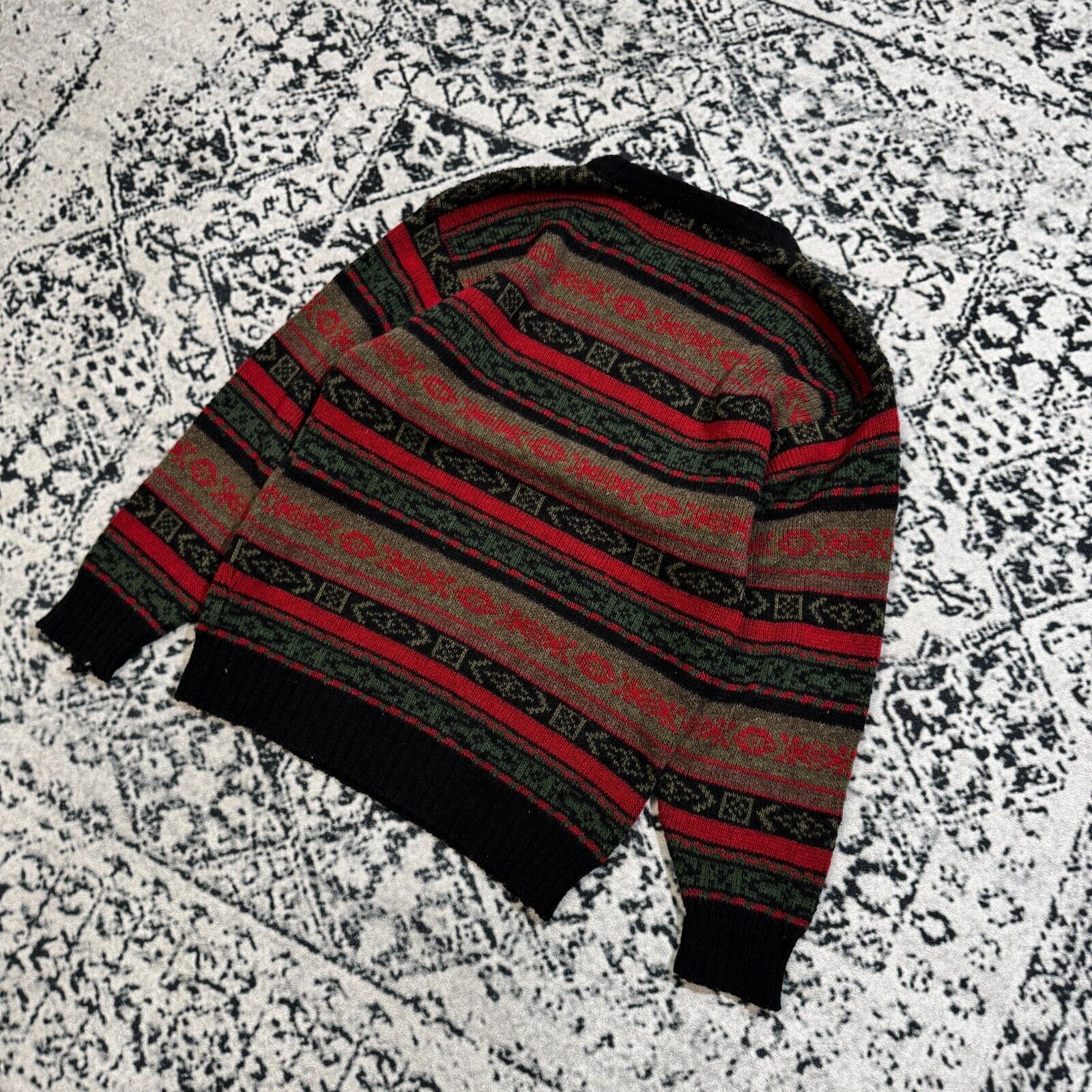 Vintage Vintage Unisex Sweater Size S Freddy Kreuger 90s Winter Size US S / EU 44-46 / 1 - 12 Thumbnail