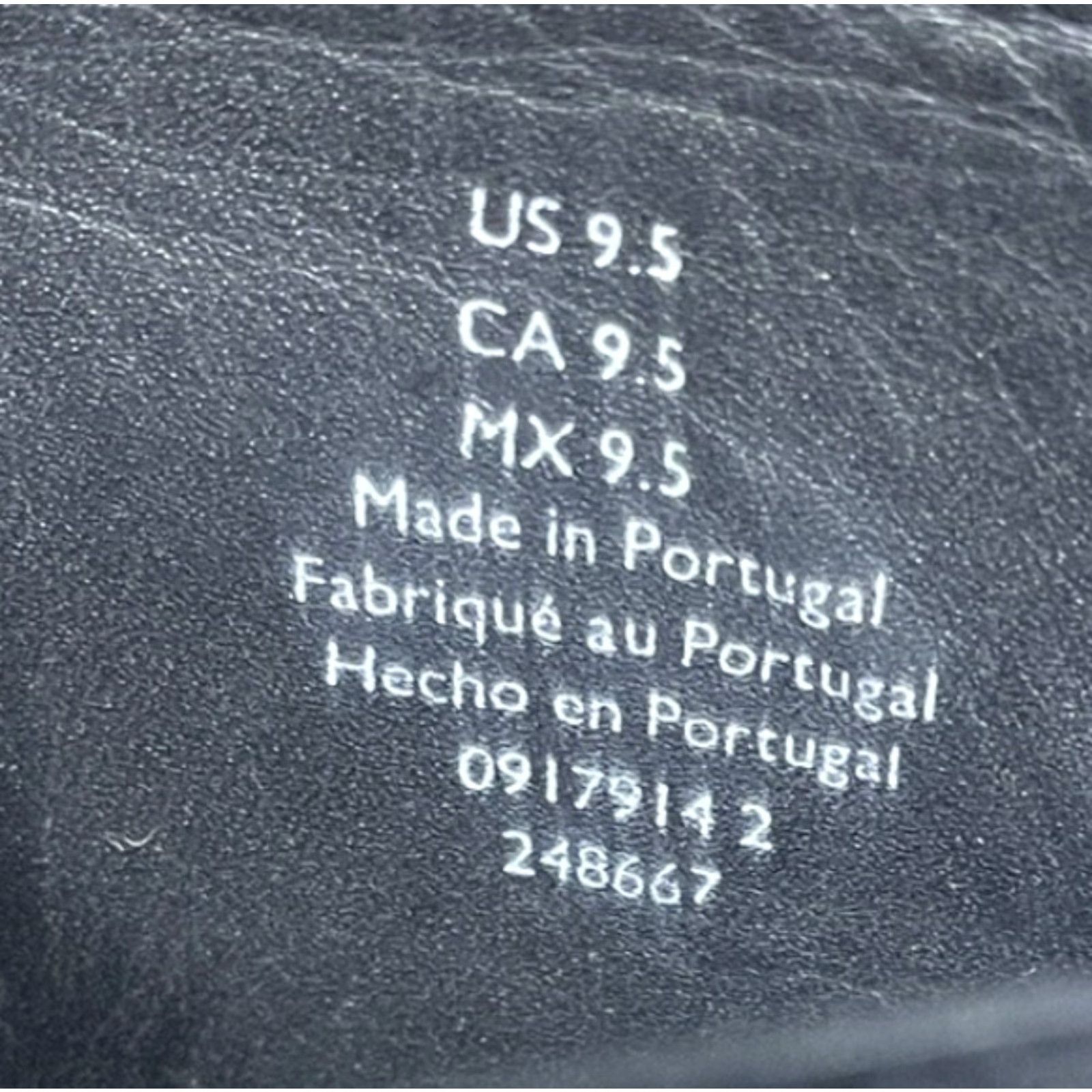 Cos COS Leather Chelsea Boots Ankle Women 9.5 Black Chelsea Boots Cos Leather Black 9.5 Womens Size US 9.5 / IT 39.5 - 6 Thumbnail