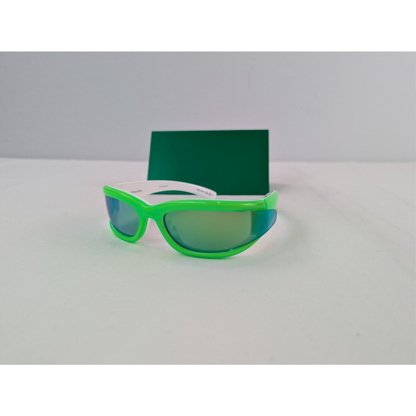 Bottega Veneta o1rshd1 / 555 / Size: OS / Sunglasses in Green Size ONE SIZE - 13 Thumbnail