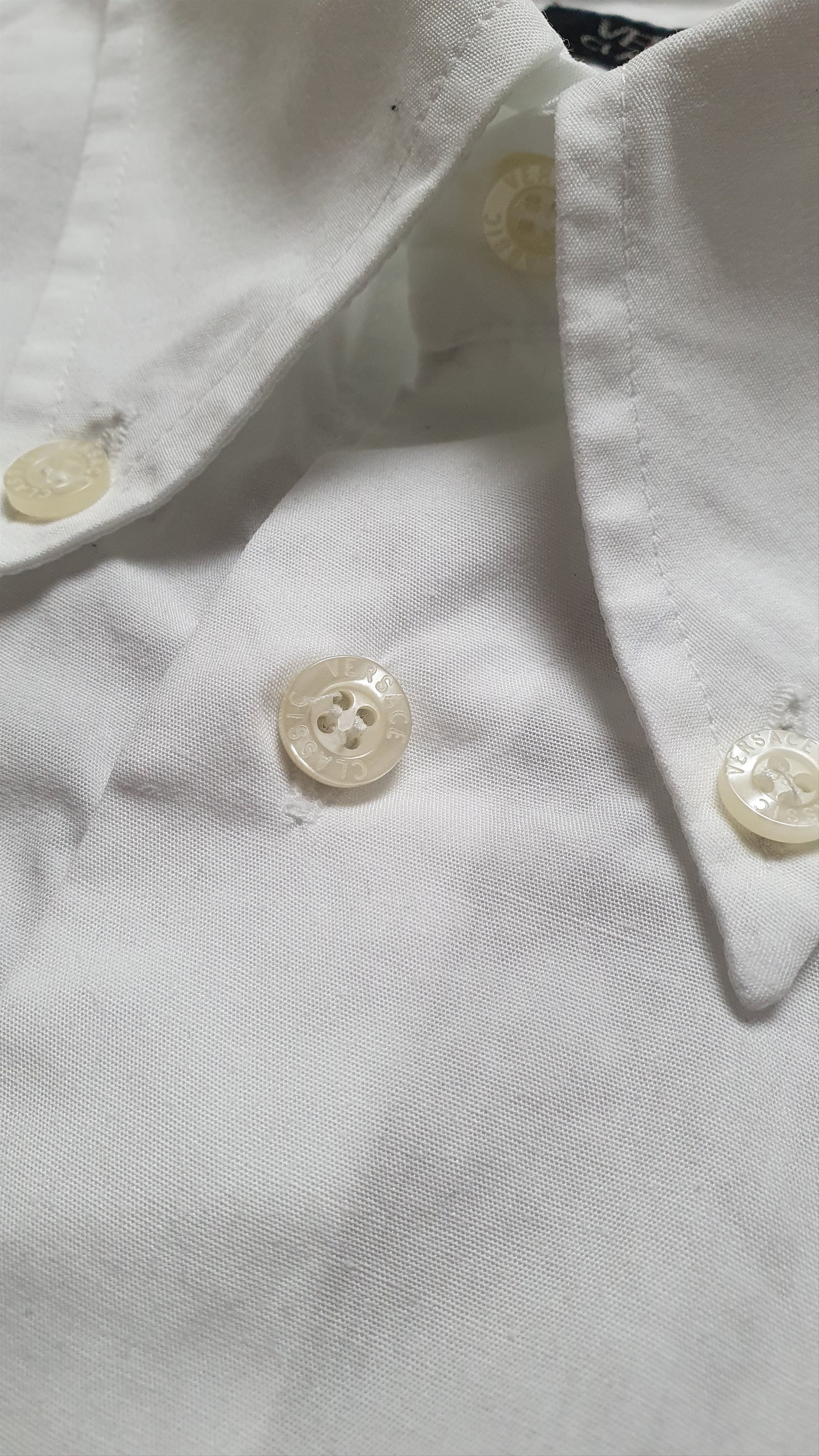 Versace Shirt Versace Classic Gianni Versace shirts White Size L Size US L / EU 52-54 / 3 - 4 Thumbnail