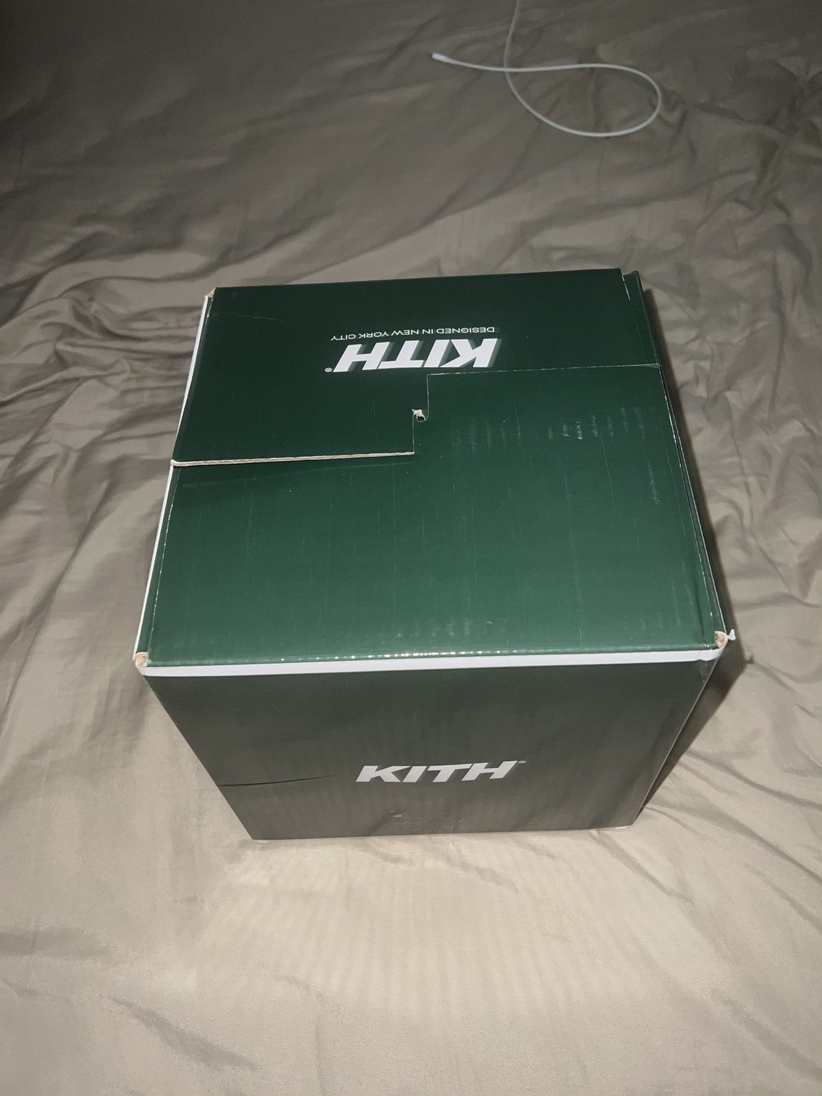 Kith Kith Bowling Ball Kithmas 2024 Size ONE SIZE - 2 Thumbnail