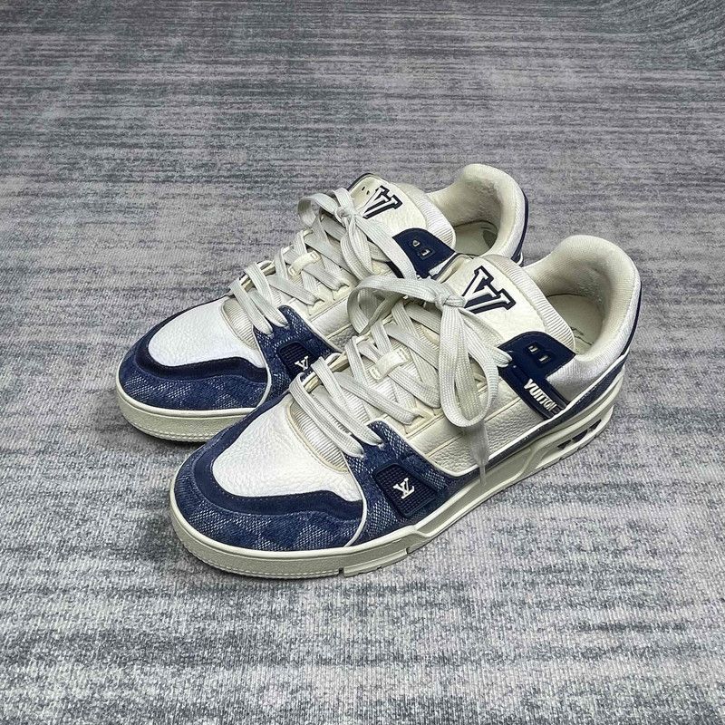 Louis Vuitton Louis Vuitton Trainer Low Top Sneakers in White and Blue 0089 Size US 8 / EU 41 - 1 Thumbnail