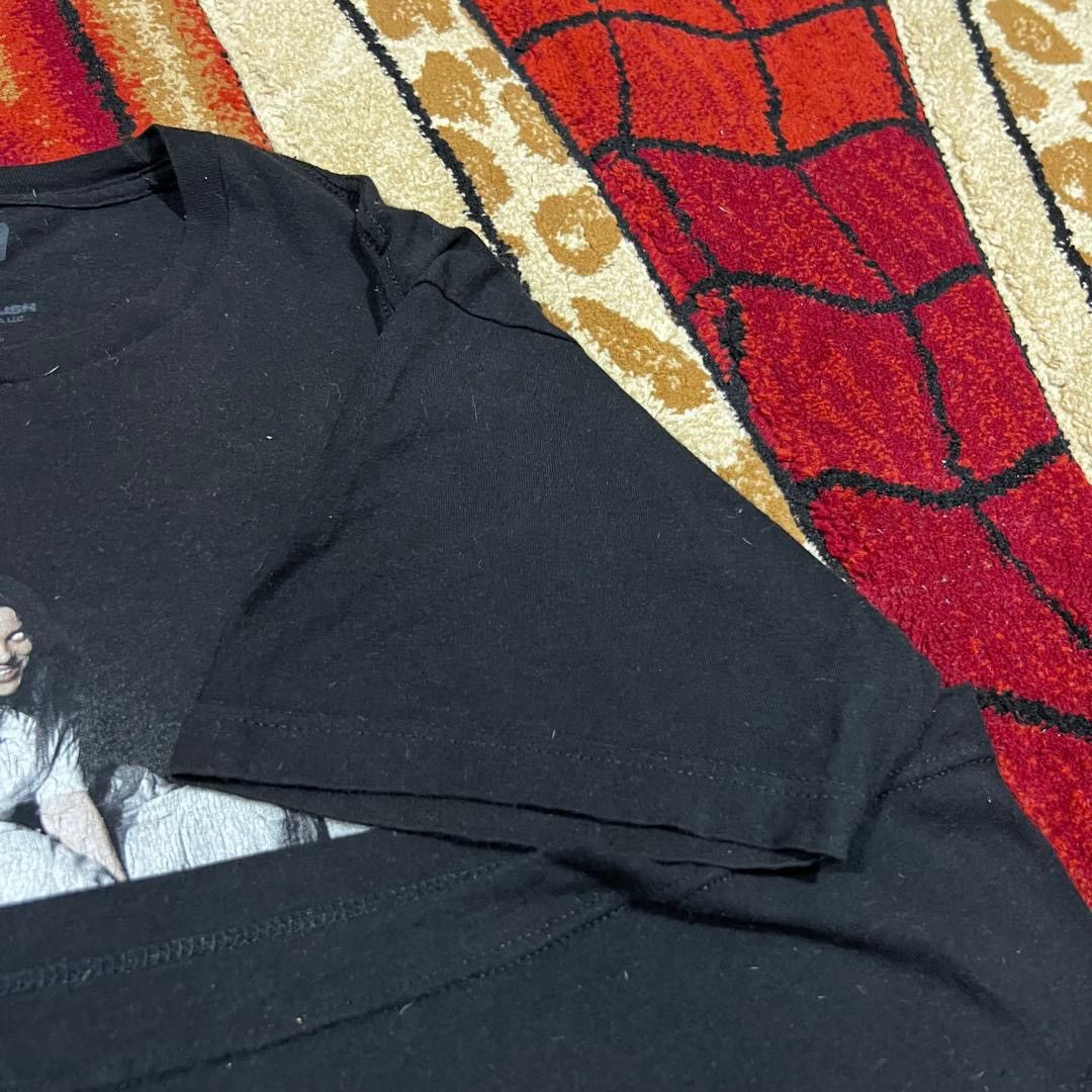 Band Tees Thrashed Faded Billie Eilish Tour T Shirt Size US L / EU 52-54 / 3 - 7 Thumbnail