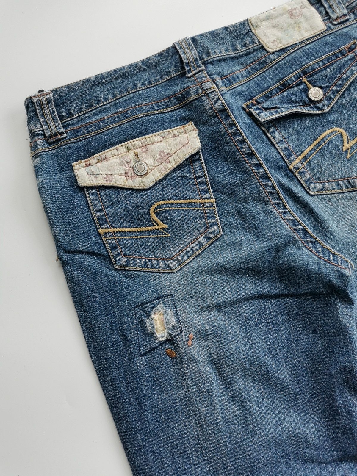 Japanese Brand Bootcut Playchess Japan Reworked Distressed Jeans Size US 33 - 6 Thumbnail
