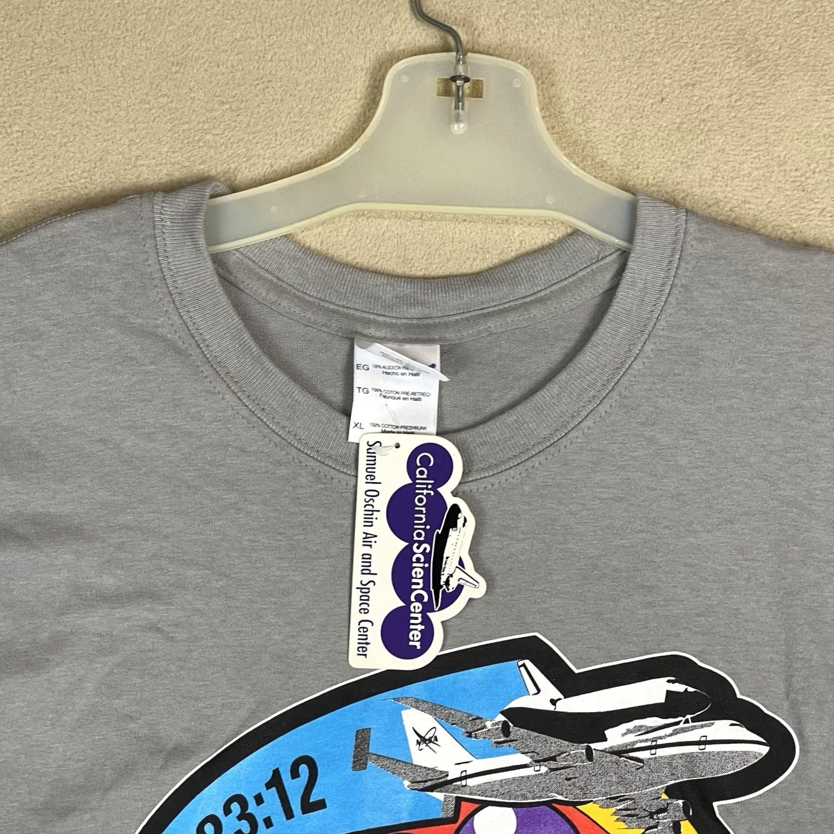 Gildan California Science Center T Shirt Mens XL Gray Endeavor Space Shuttle Graphic Size US XL / EU 56 / 4 - 3 Thumbnail